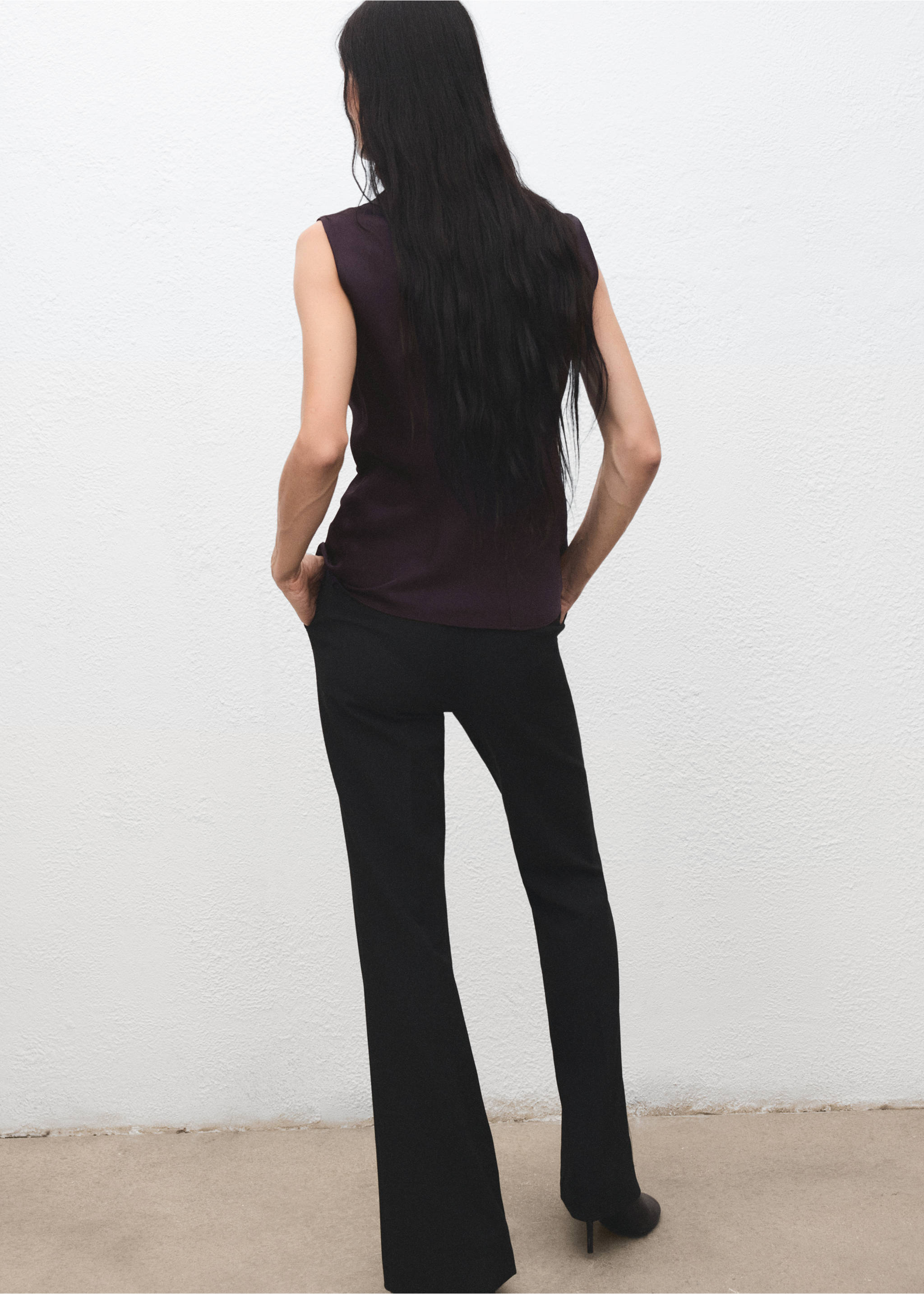 Satin blouse with draped neck - Reverse of the article, Burgundy. Ref: 17064092-00.