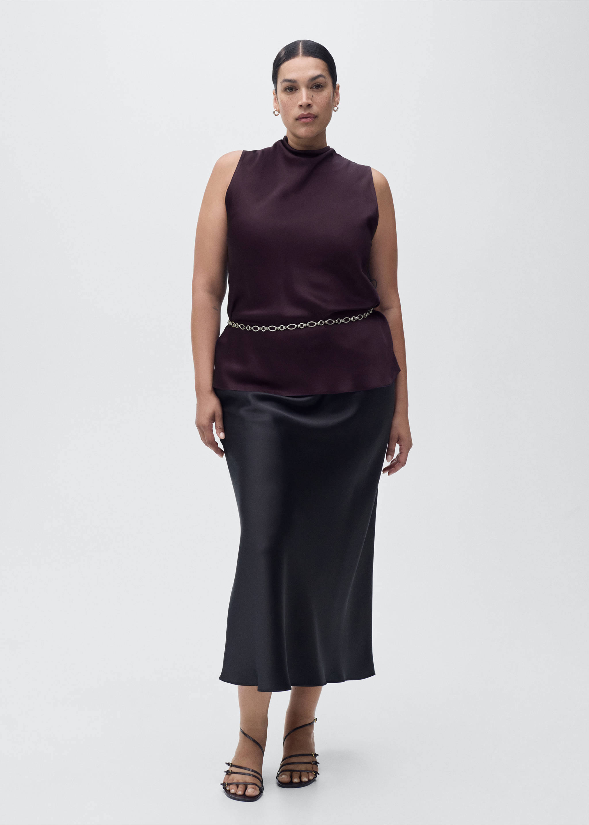Satin blouse with draped neck - Details of the article 3, Burgundy. Ref: 17064092-00.