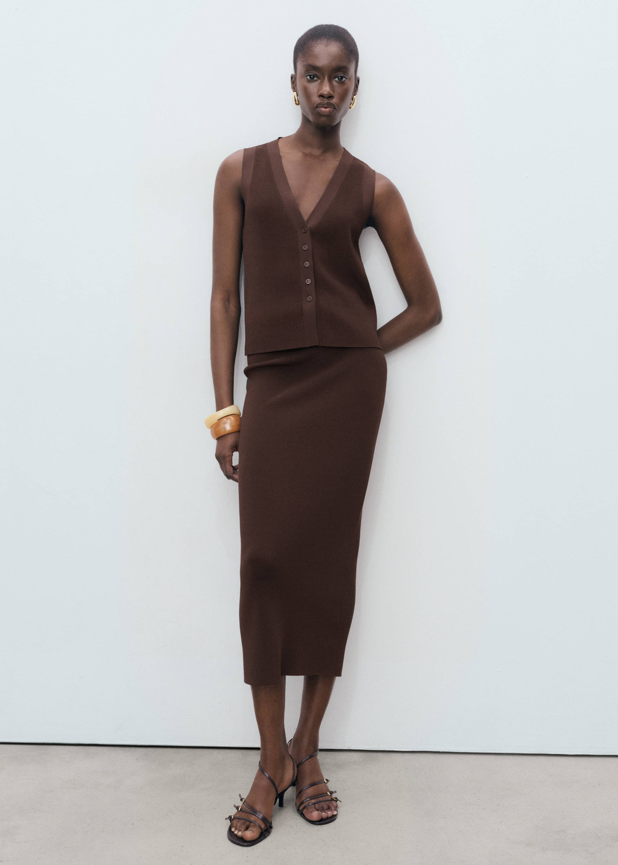 Fine-knit gilet - General plane