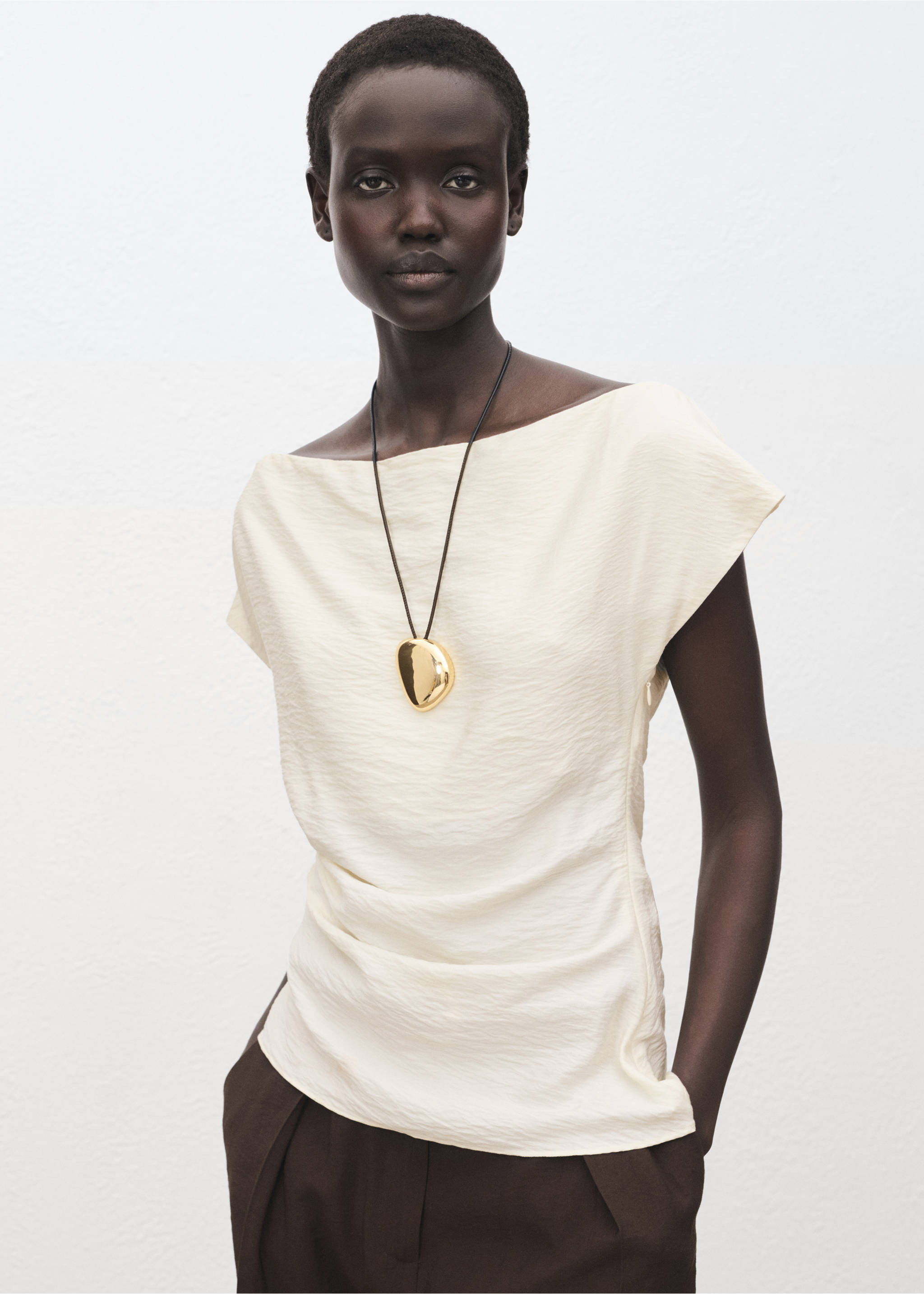 Modal blouse with asymmetrical collar - Medium plane, White. Ref: 17064100-00.