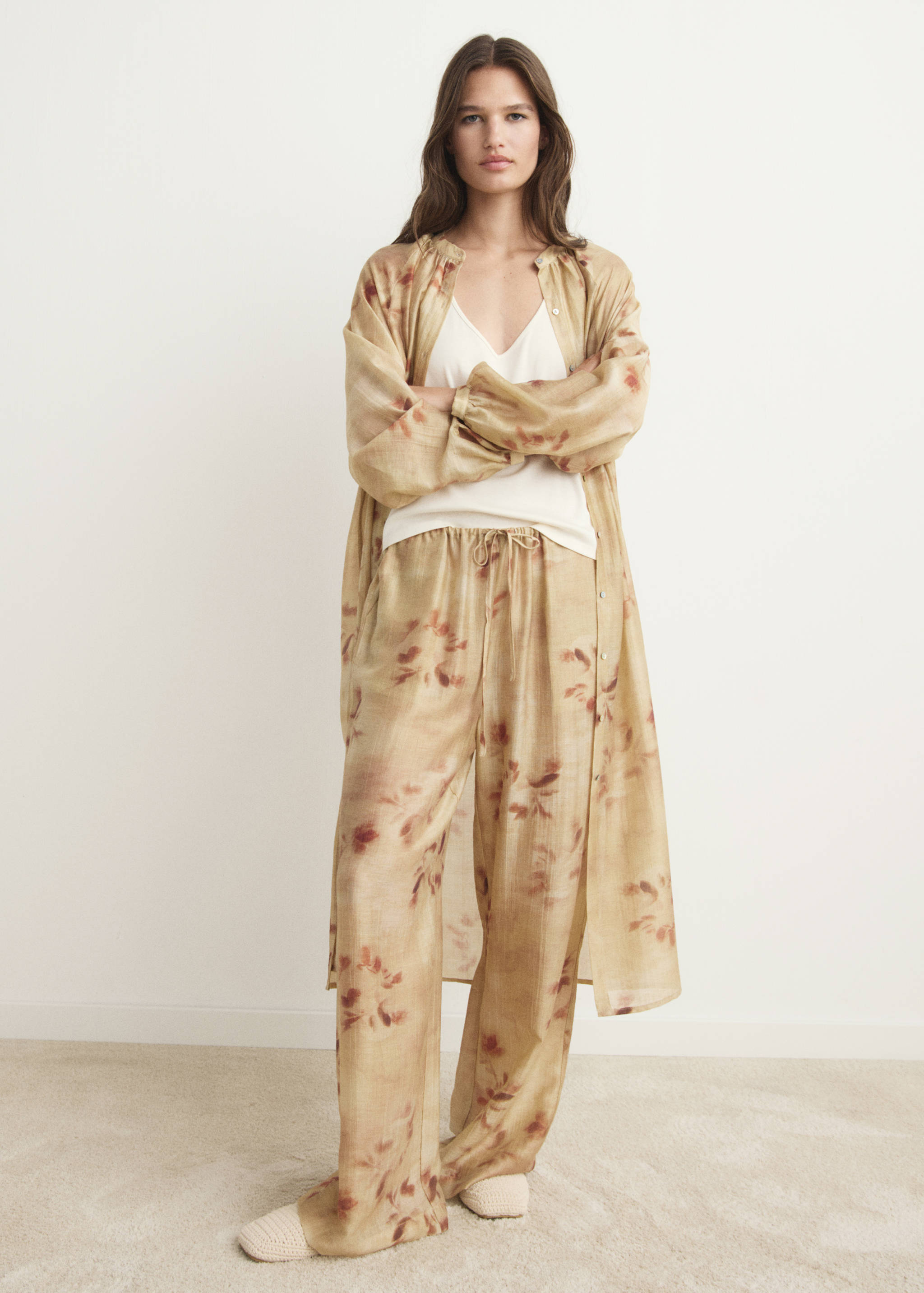 Hose mit Blätterdruck - Allgemeine Ansicht