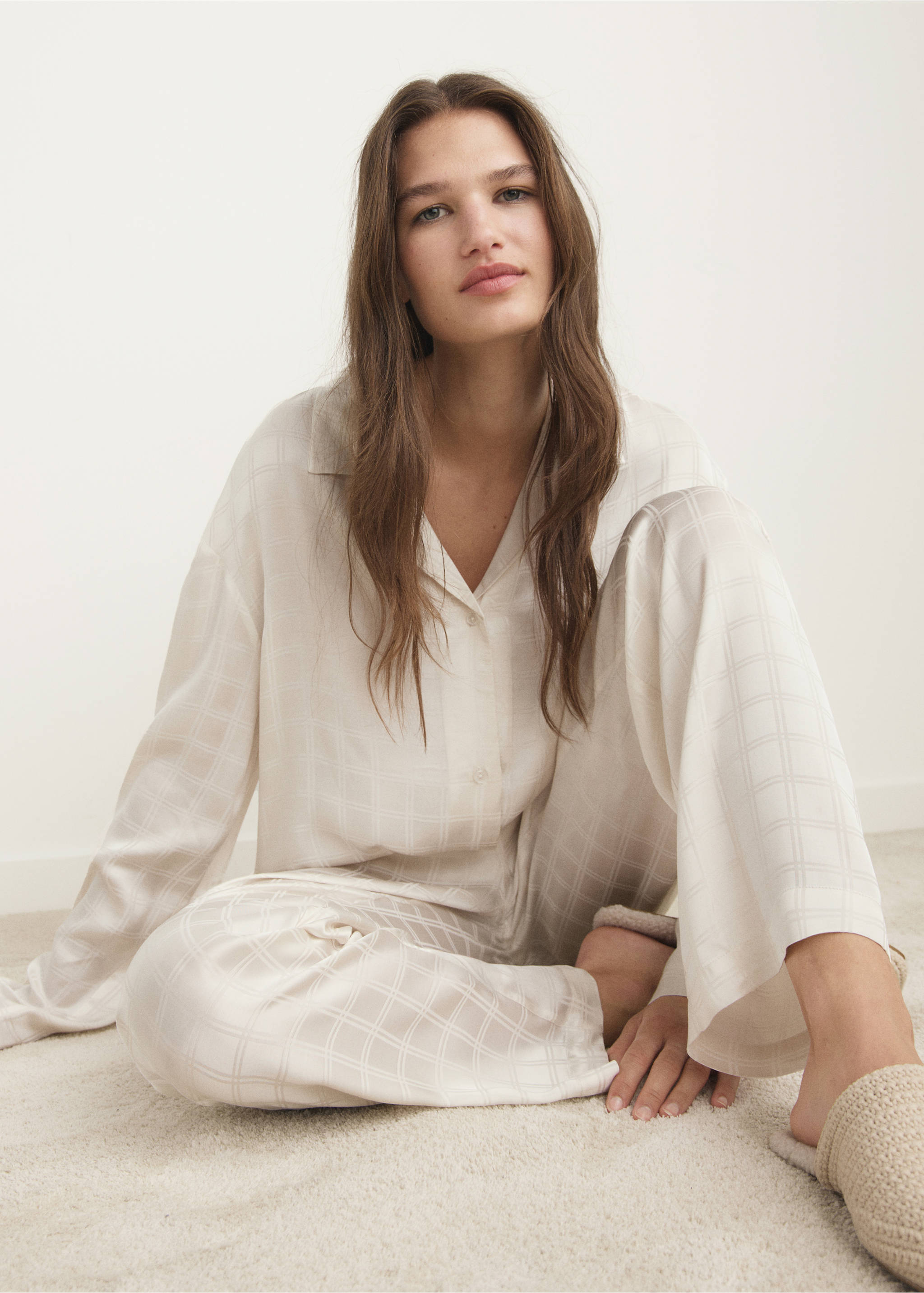 Rayon check pyjama top - Details of the article 2, Ivory White. Ref: 17064108-00.