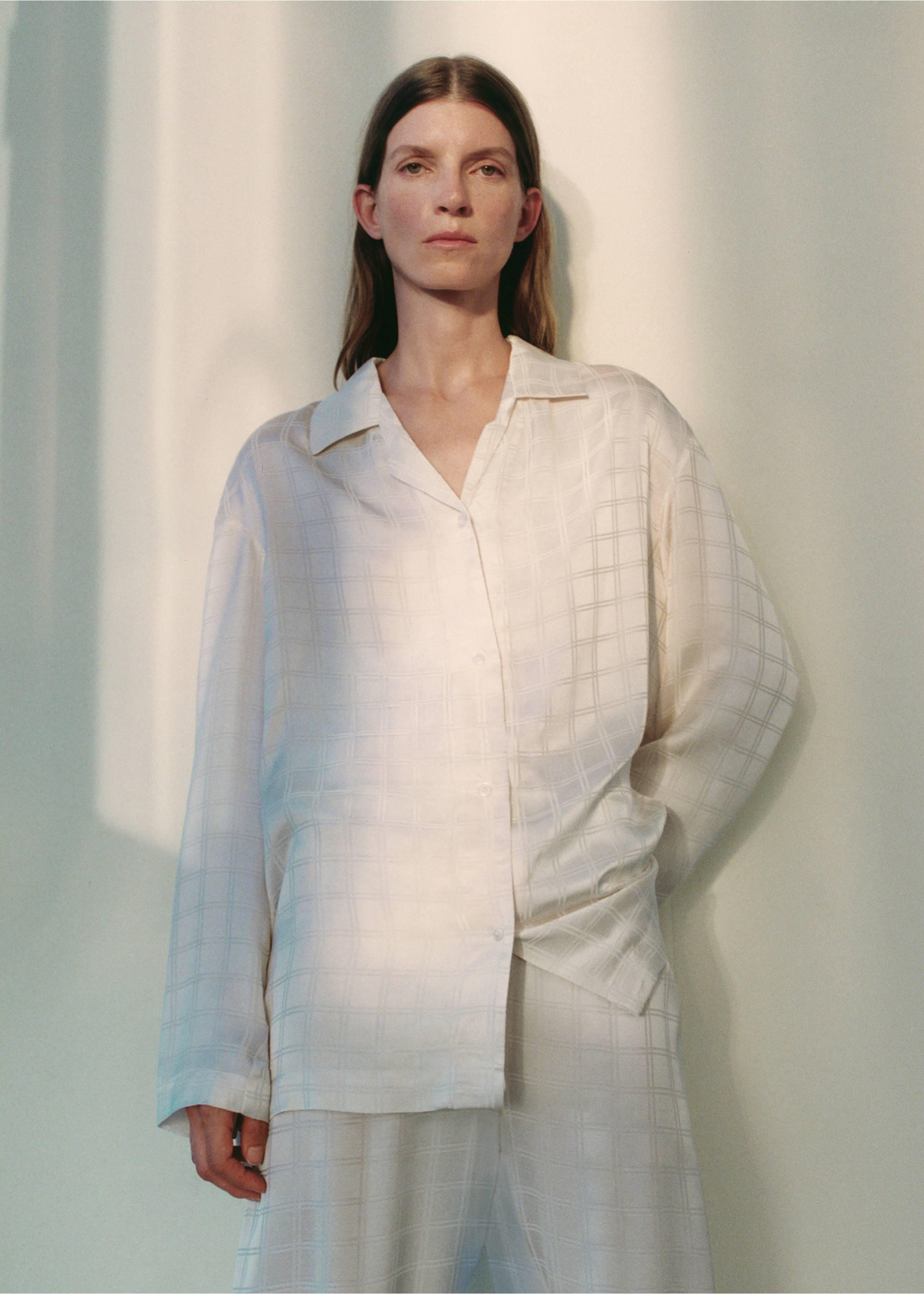 Rayon check pyjama top - Details of the article 7, Ivory White. Ref: 17064108-00.