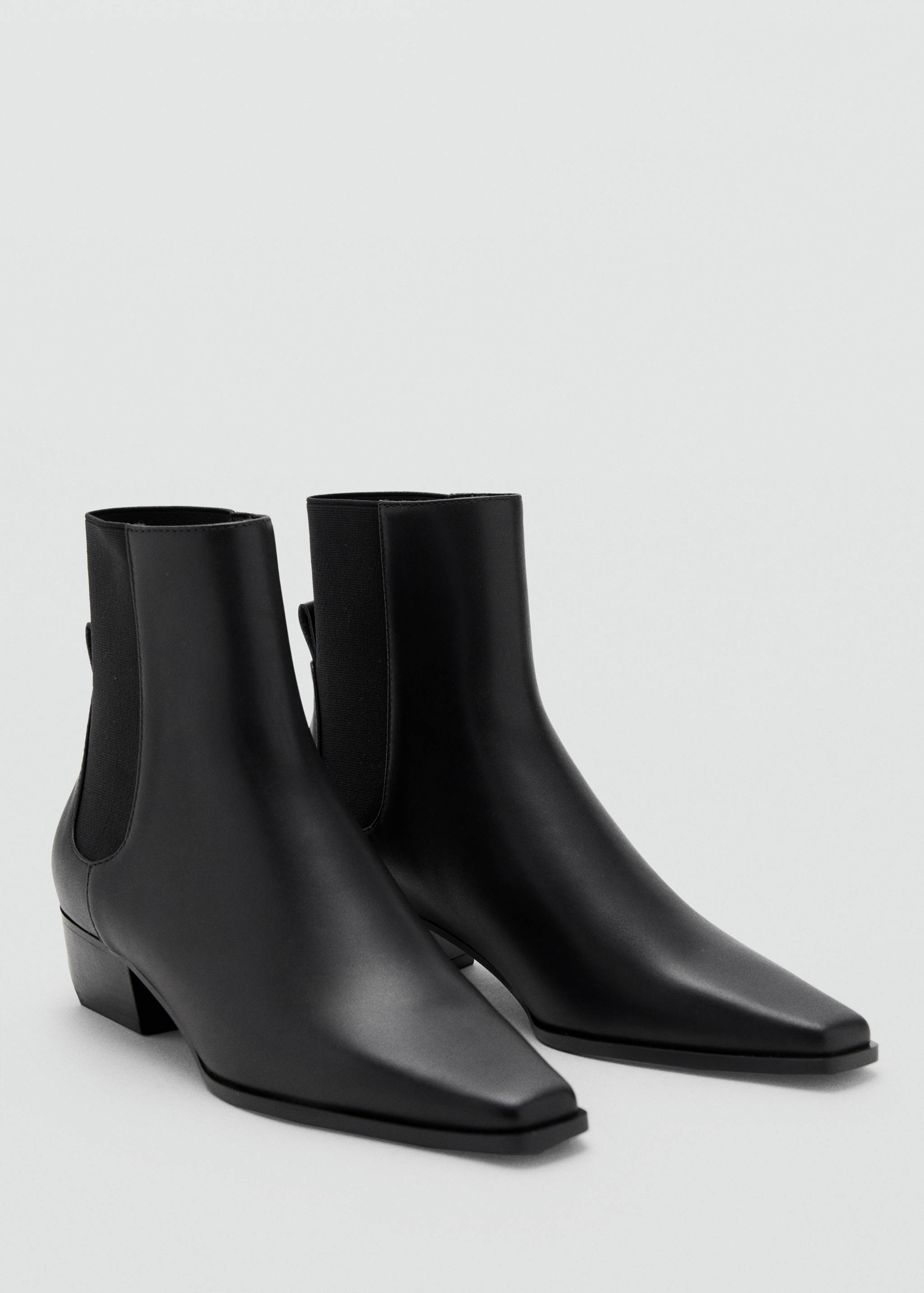 Leather heeled boots - Medium plane