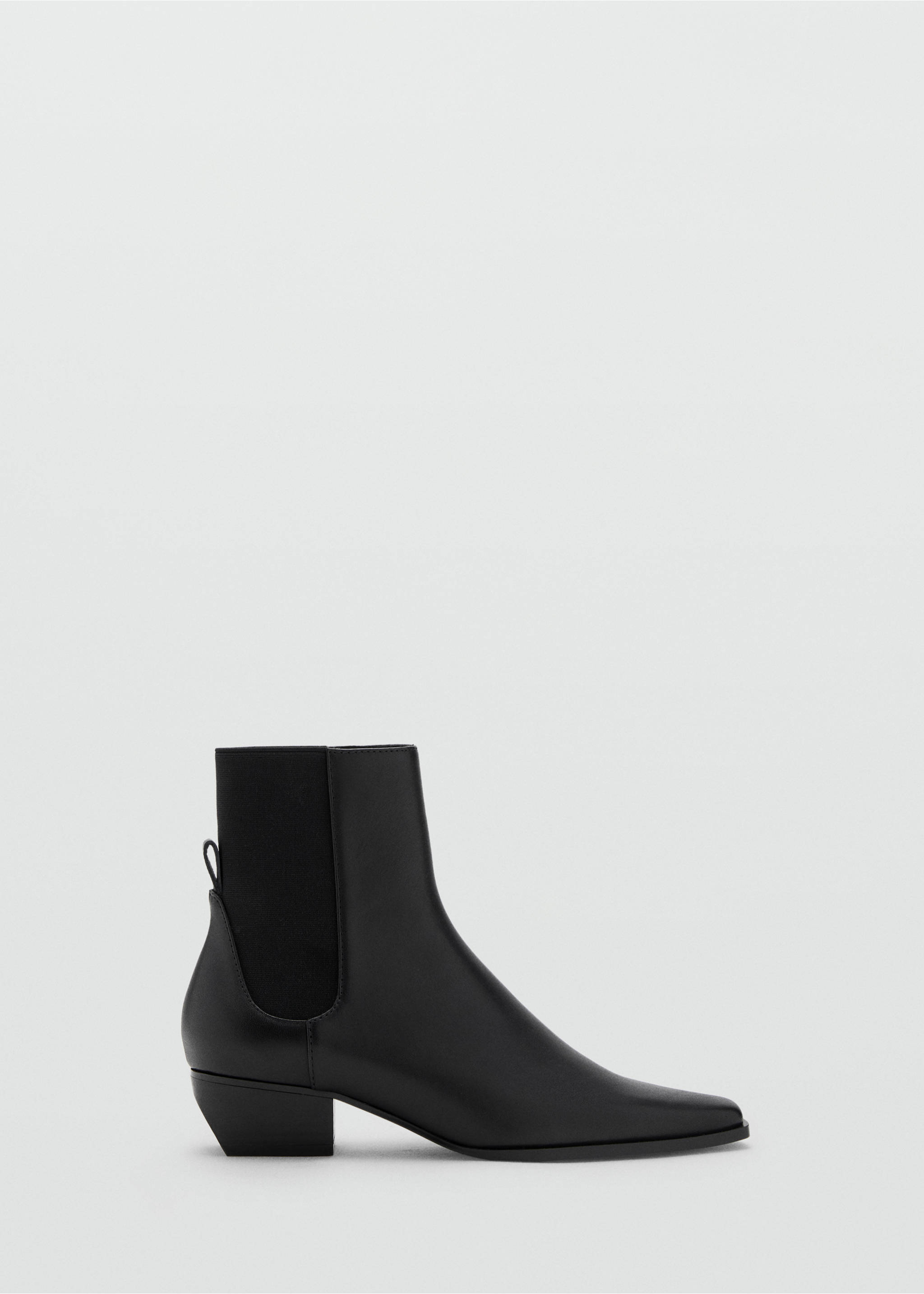 Lederstiefelette mit Absatz - Artikel ohne Model, Schwarz. Ref: 17064113-00.