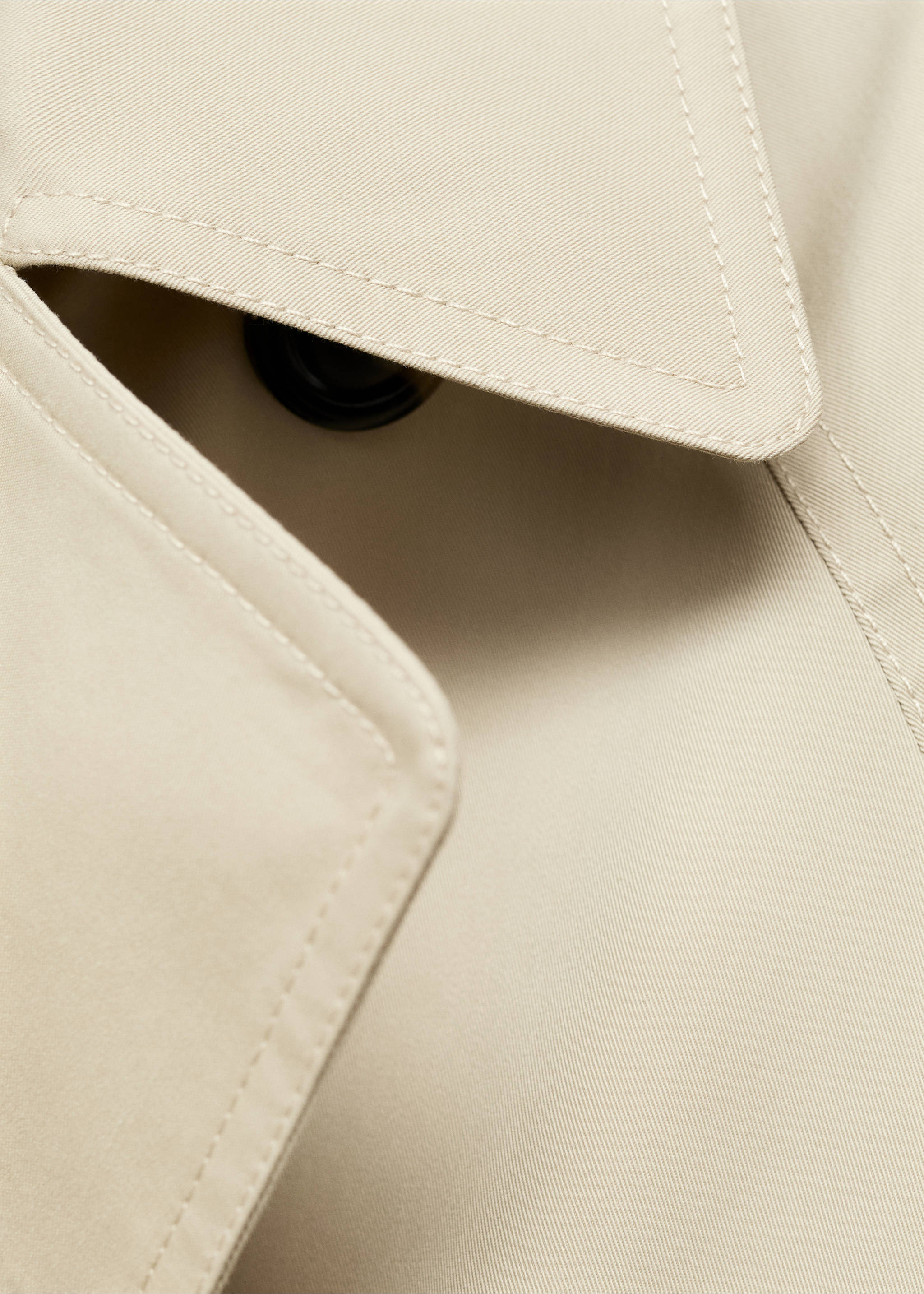 Long double-breasted trench coat - Details of the article 0, Beige. Ref: 17064117-00.