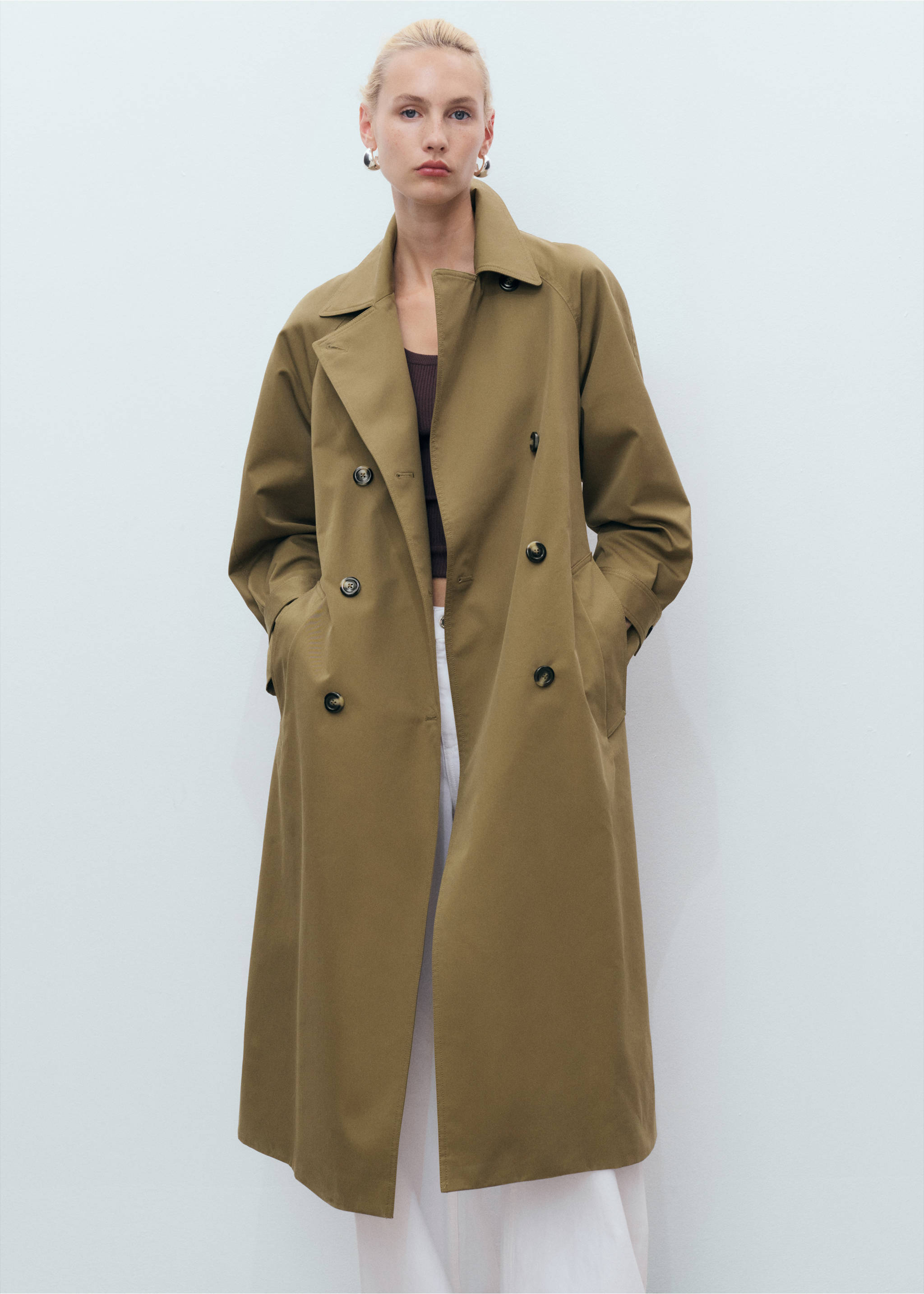 Long double-breasted trench coat - Medium plane, Khaki. Ref: 17064117-00.