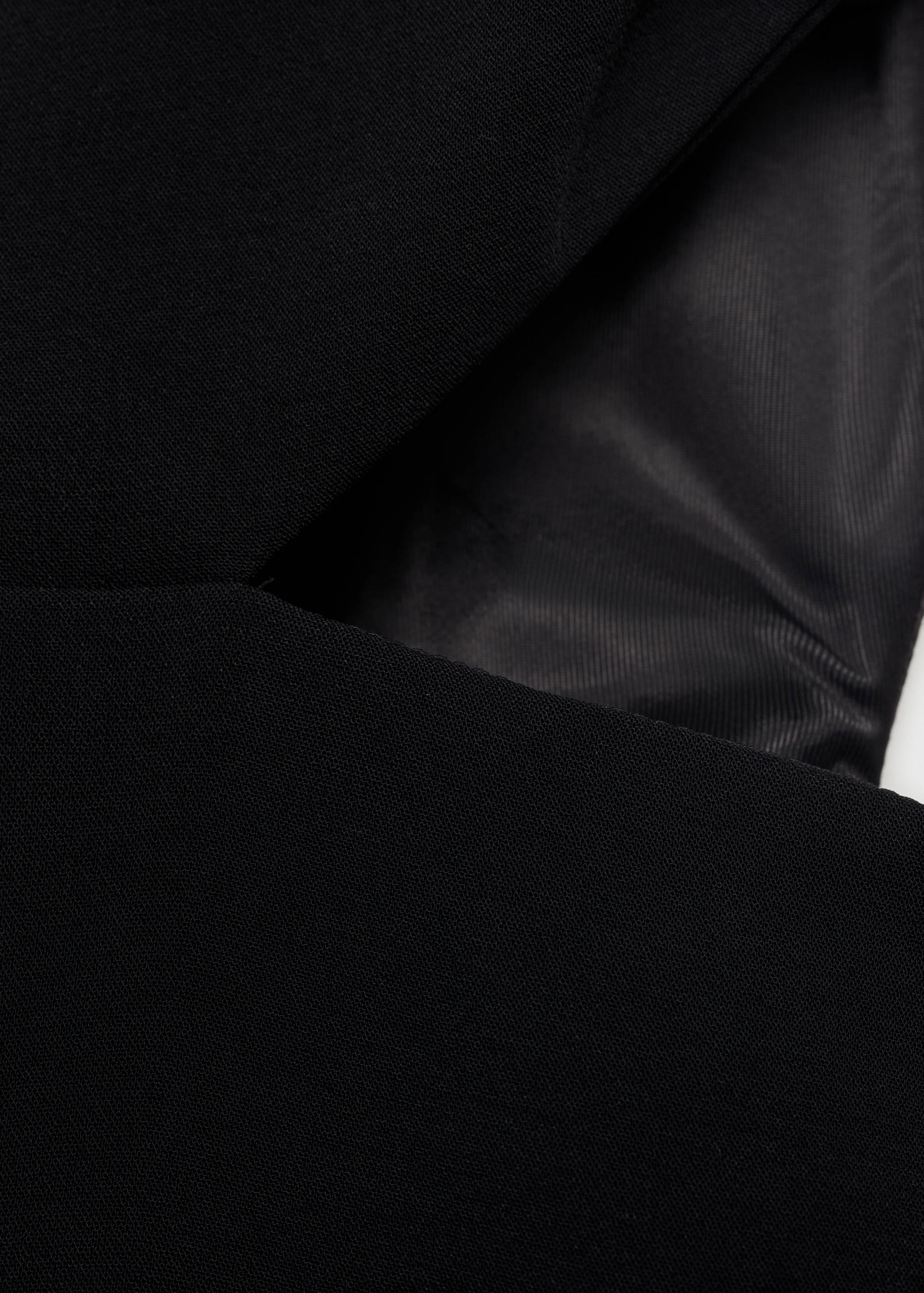 Long jumpsuit with asymmetrical neck - Details of the article 0