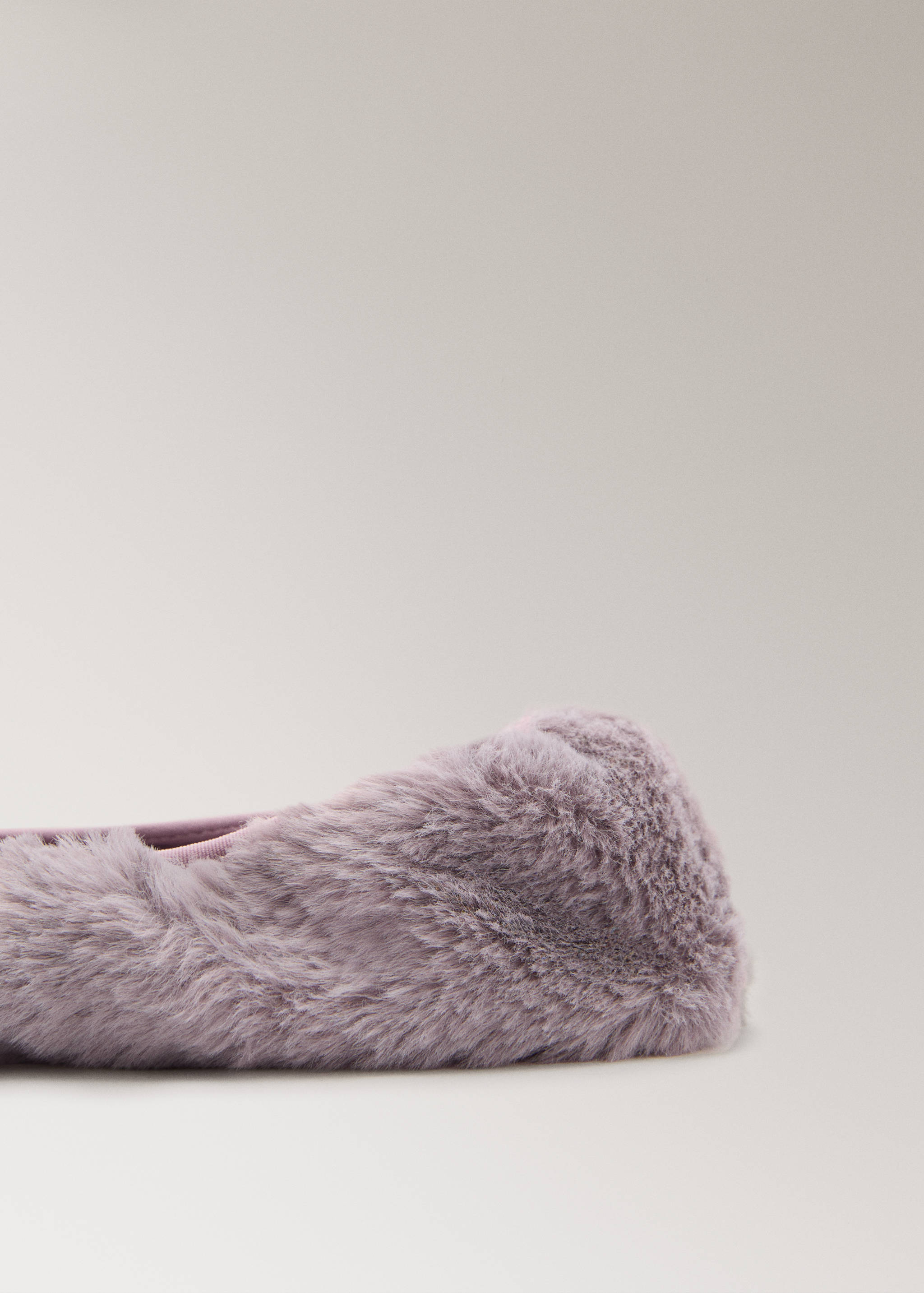 Ballerines fausse fourrure - Détail de l'article 1