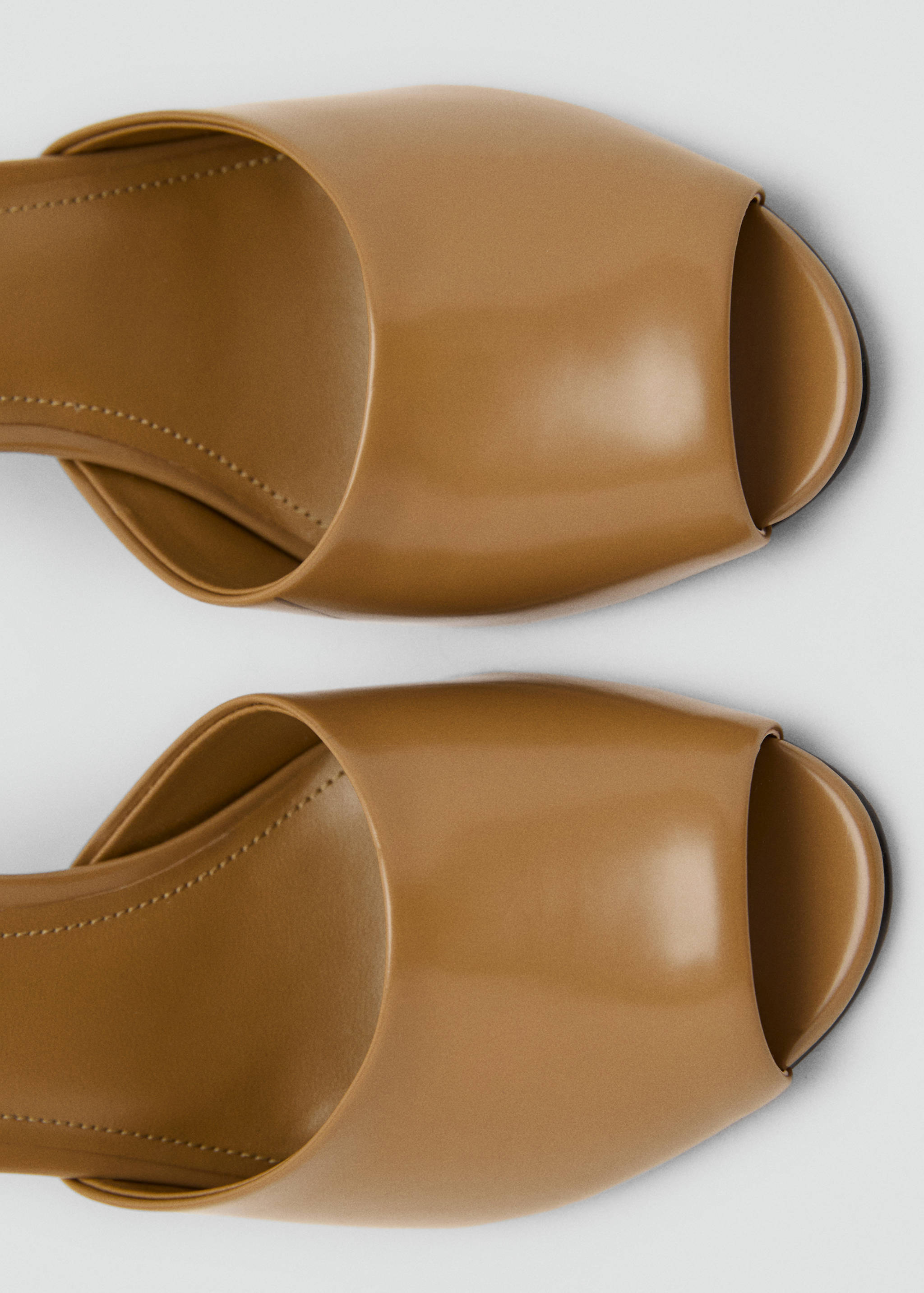 Ankle-cuff heeled sandals - Details of the article 2