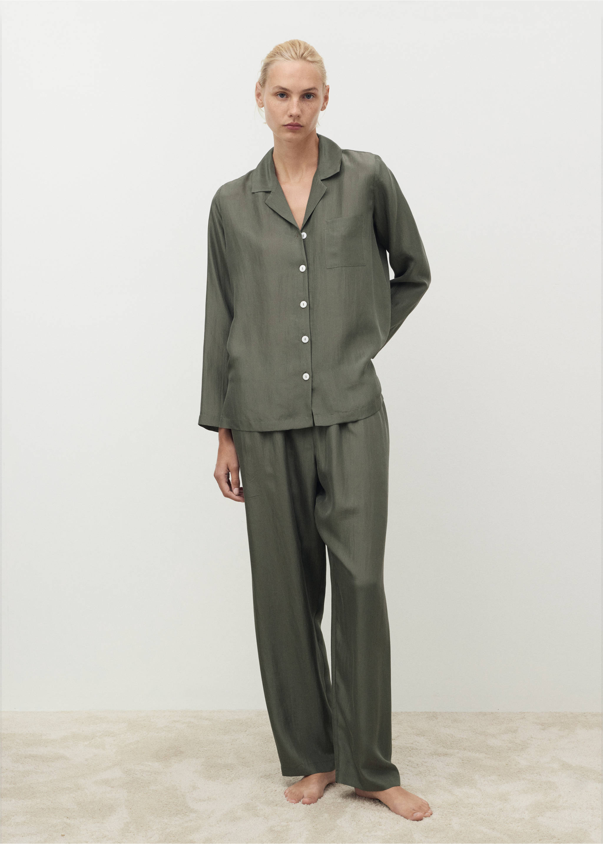 Silk long shirt - General plane, Forest Green. Ref: 17064126-00.