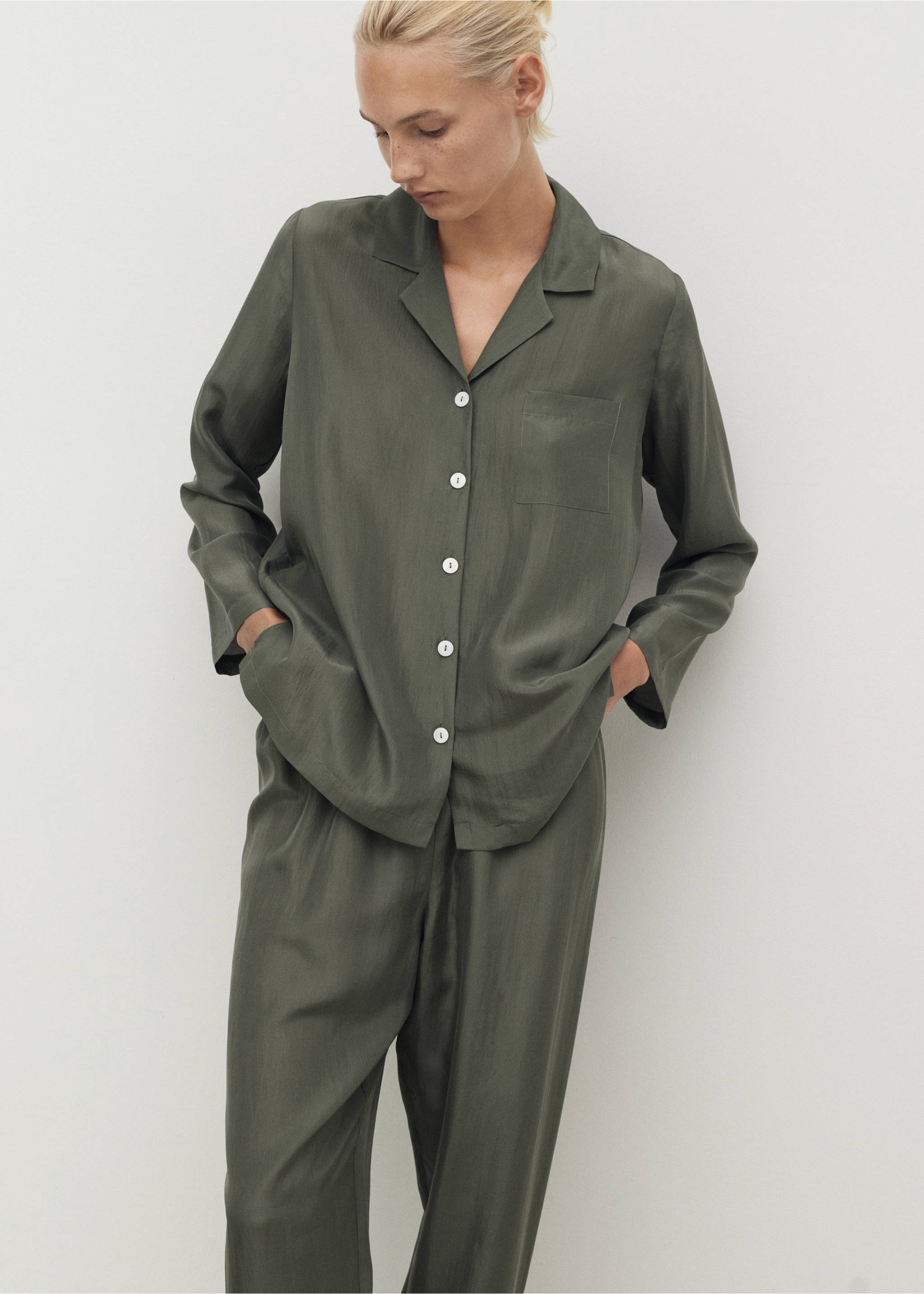 Silk long shirt - Medium plane, Forest Green. Ref: 17064126-00.