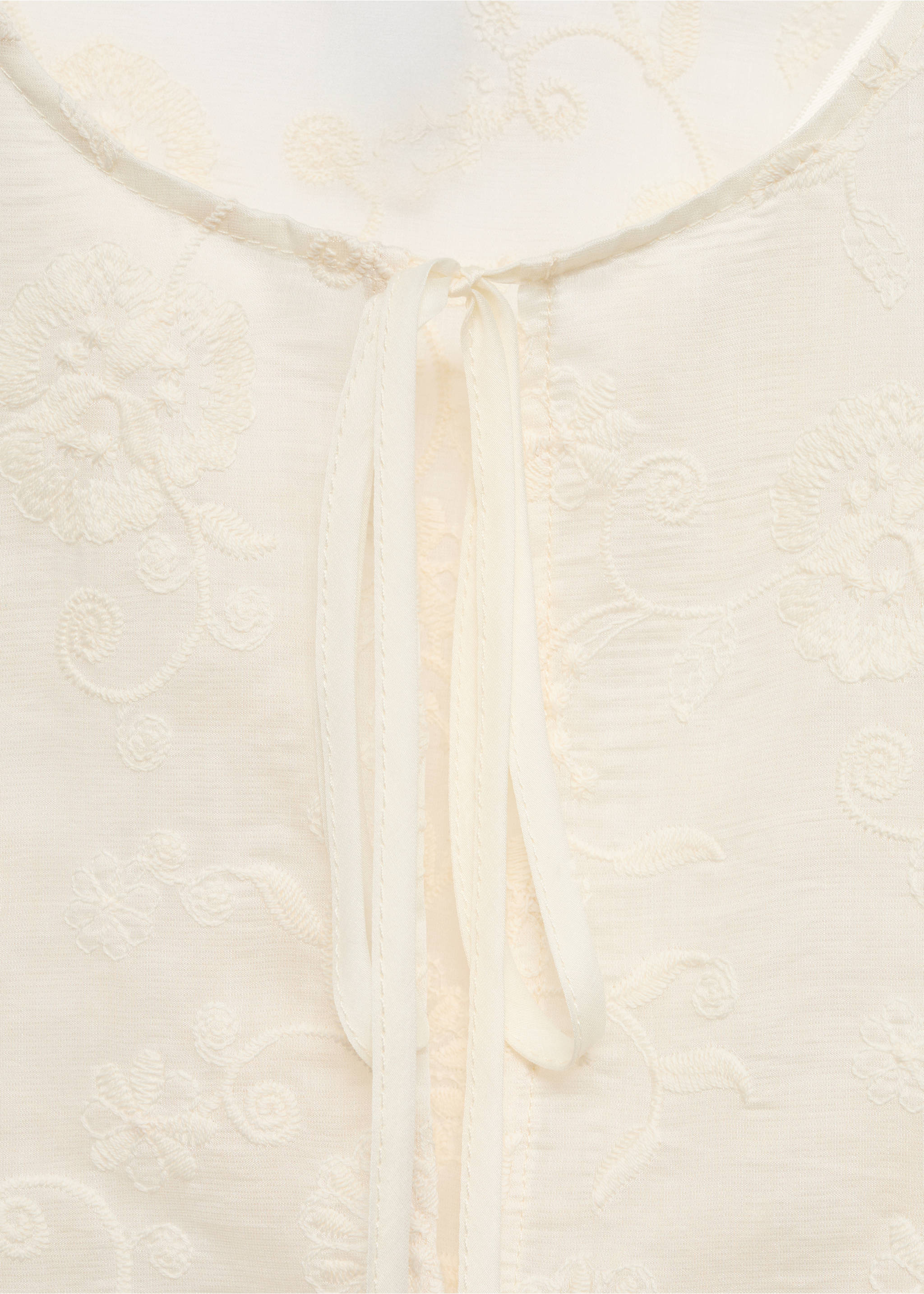 Embroidered lyocell blouse - Details of the article 8, Ecru. Ref: 17064130-00.