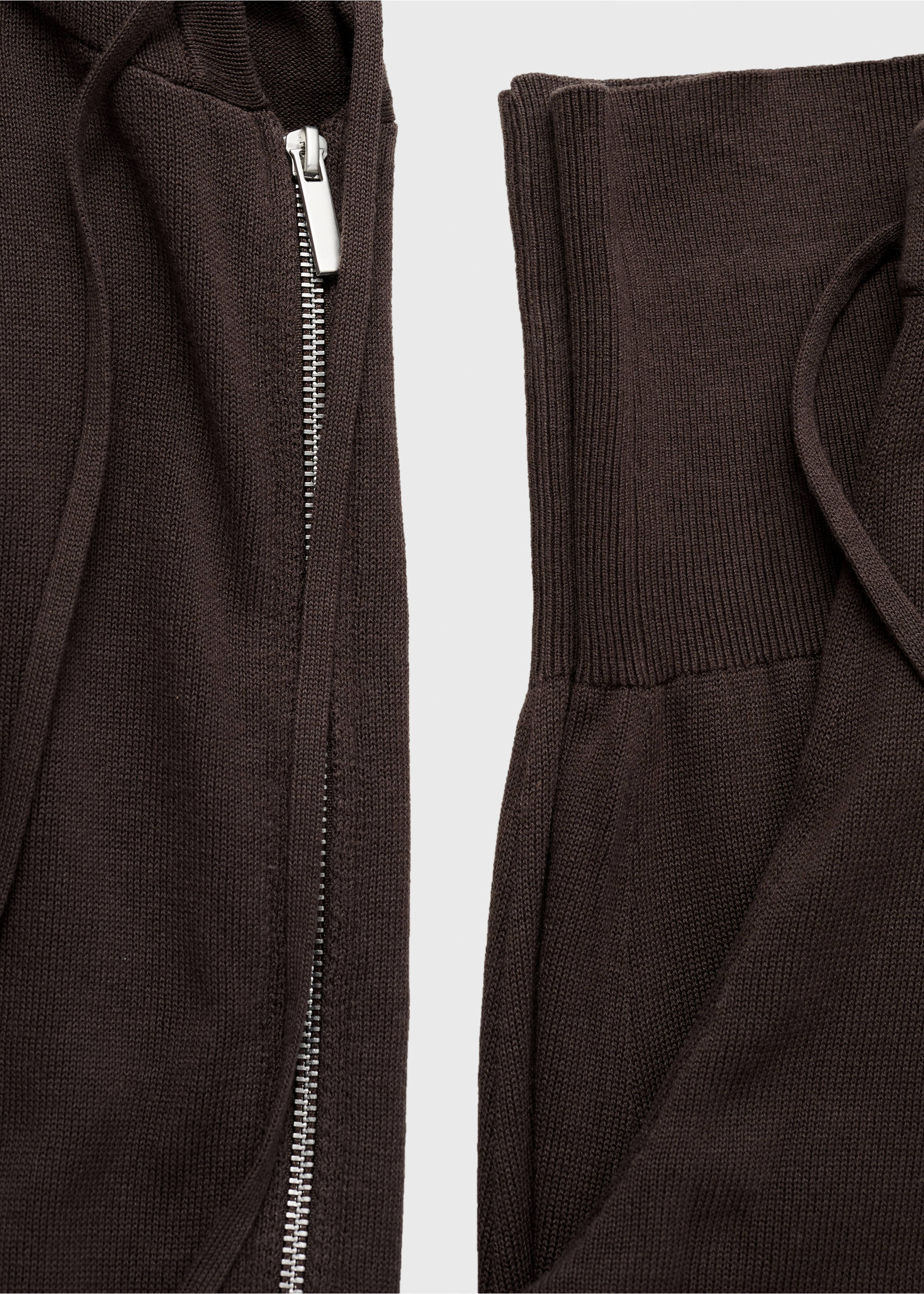 Cotton knitted cardigan with hood - Details of the article 8, Chocolate. Ref: 17064131-00.