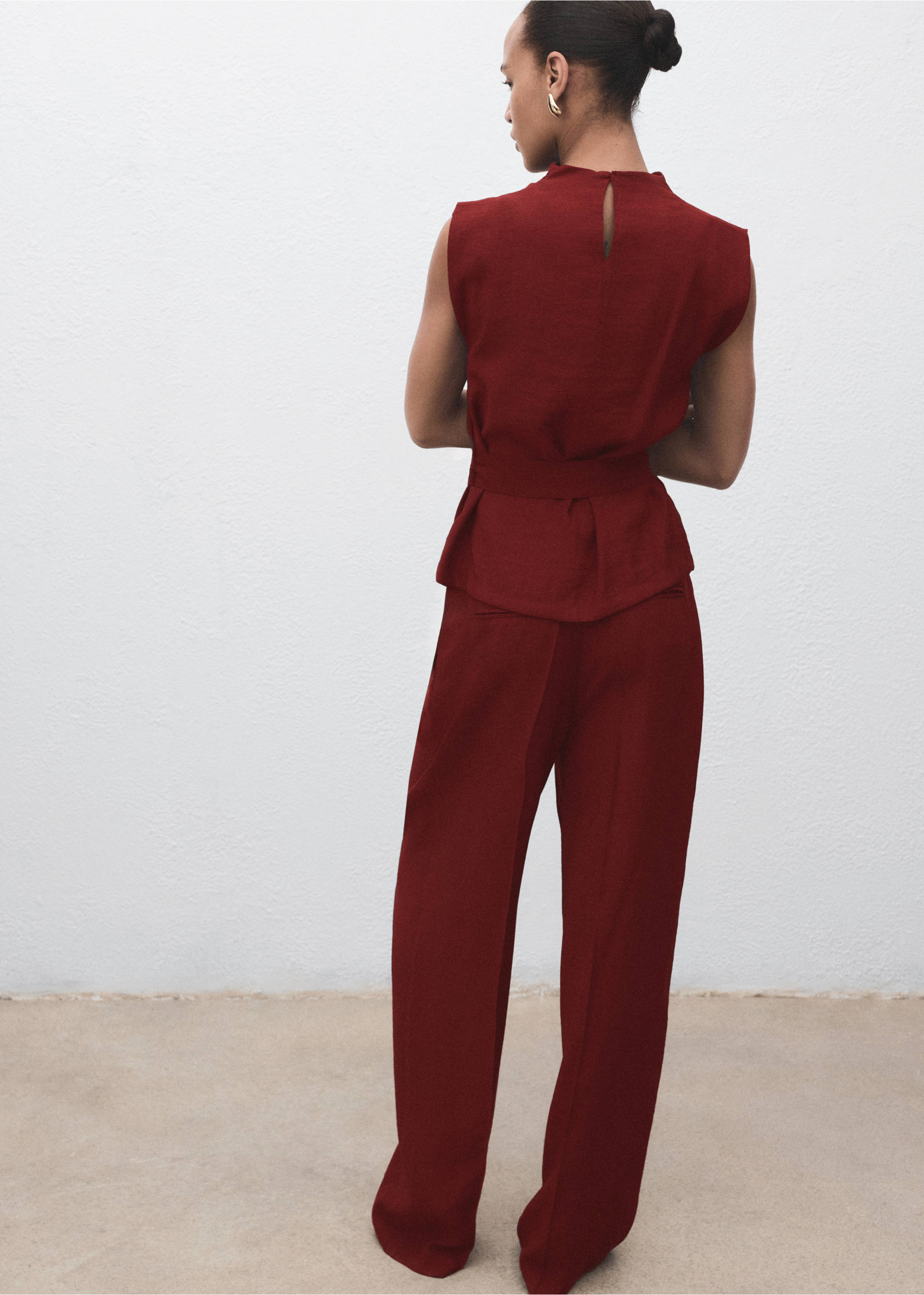 Blouse with draped neck and belt - Reverse of the article, Medium Red. Ref: 17064137-00.