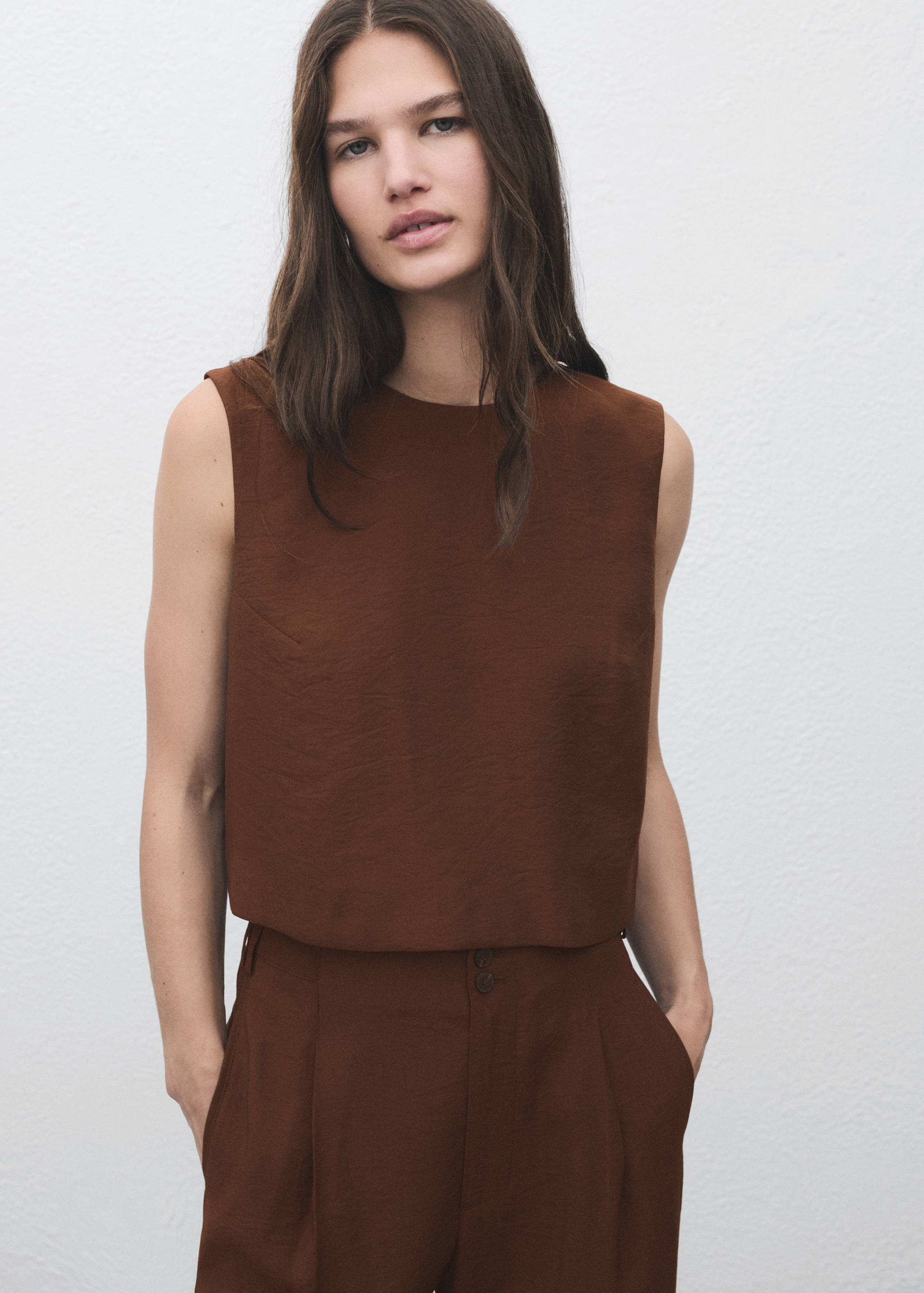 Cropped top met knopen - Middenvlak
