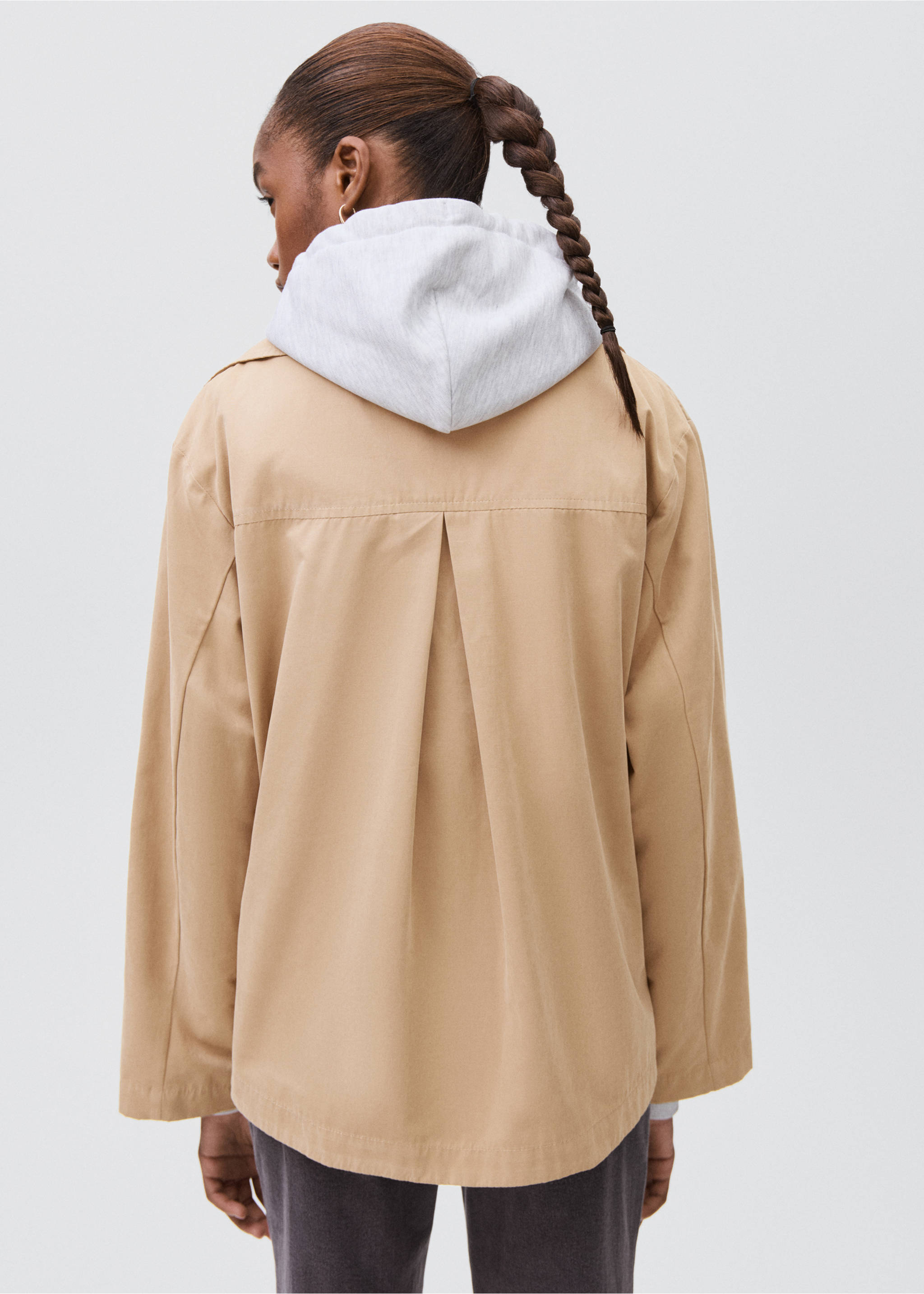 Short trench coat - Reverse of the article, Beige. Ref: 17064405-00.