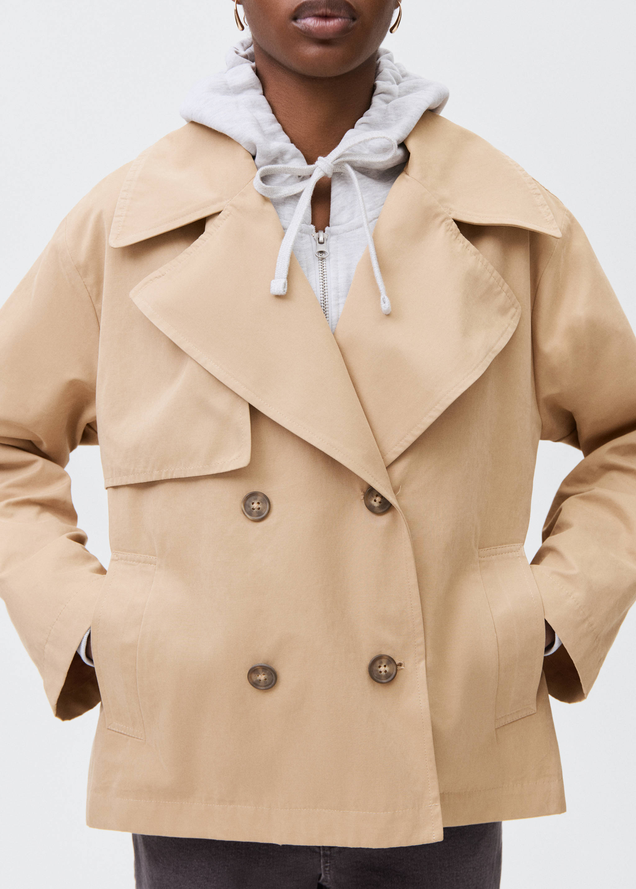 Short trench coat - Details of the article 6