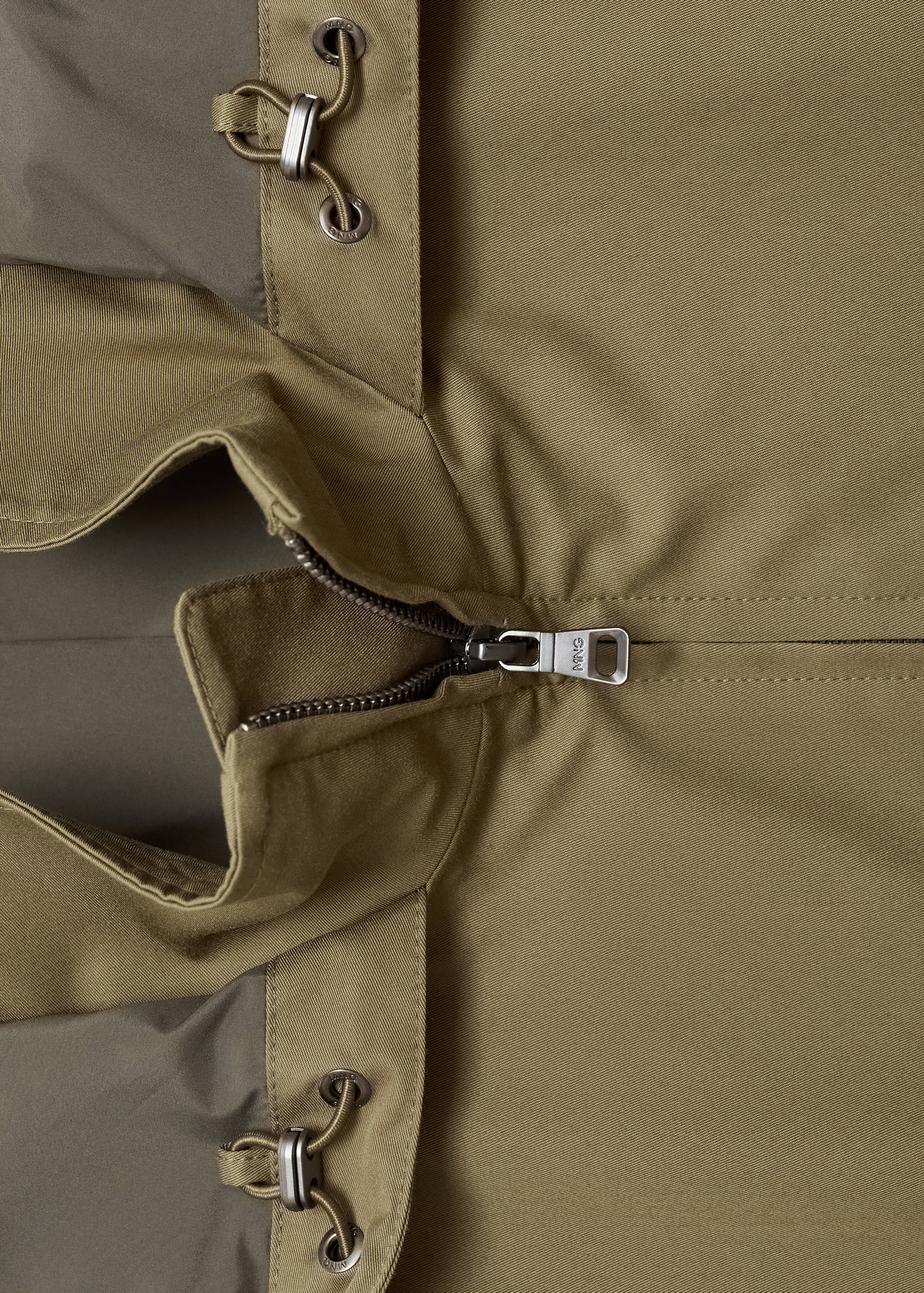 Water-repellent hooded parka - Details of the article 0