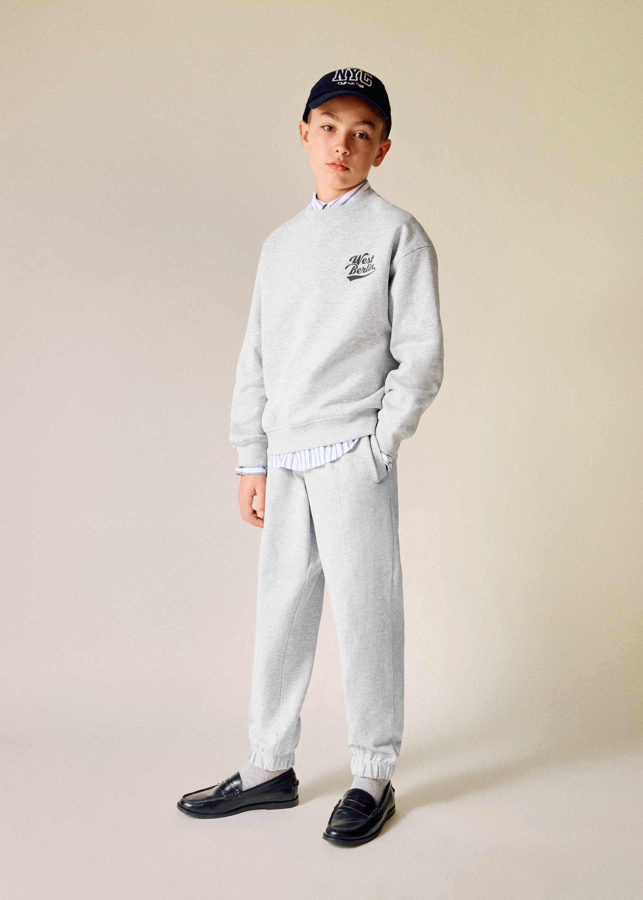 Cotton joggers with elastic waist - General plane