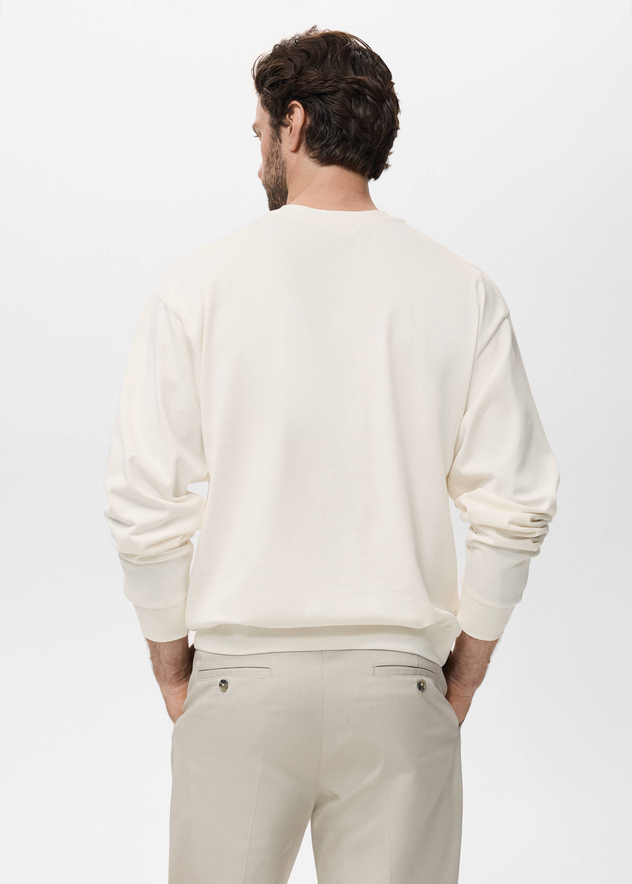 Sweatshirt aus 100 % Baumwolle im Relaxed Fit - Rückseite des Artikels