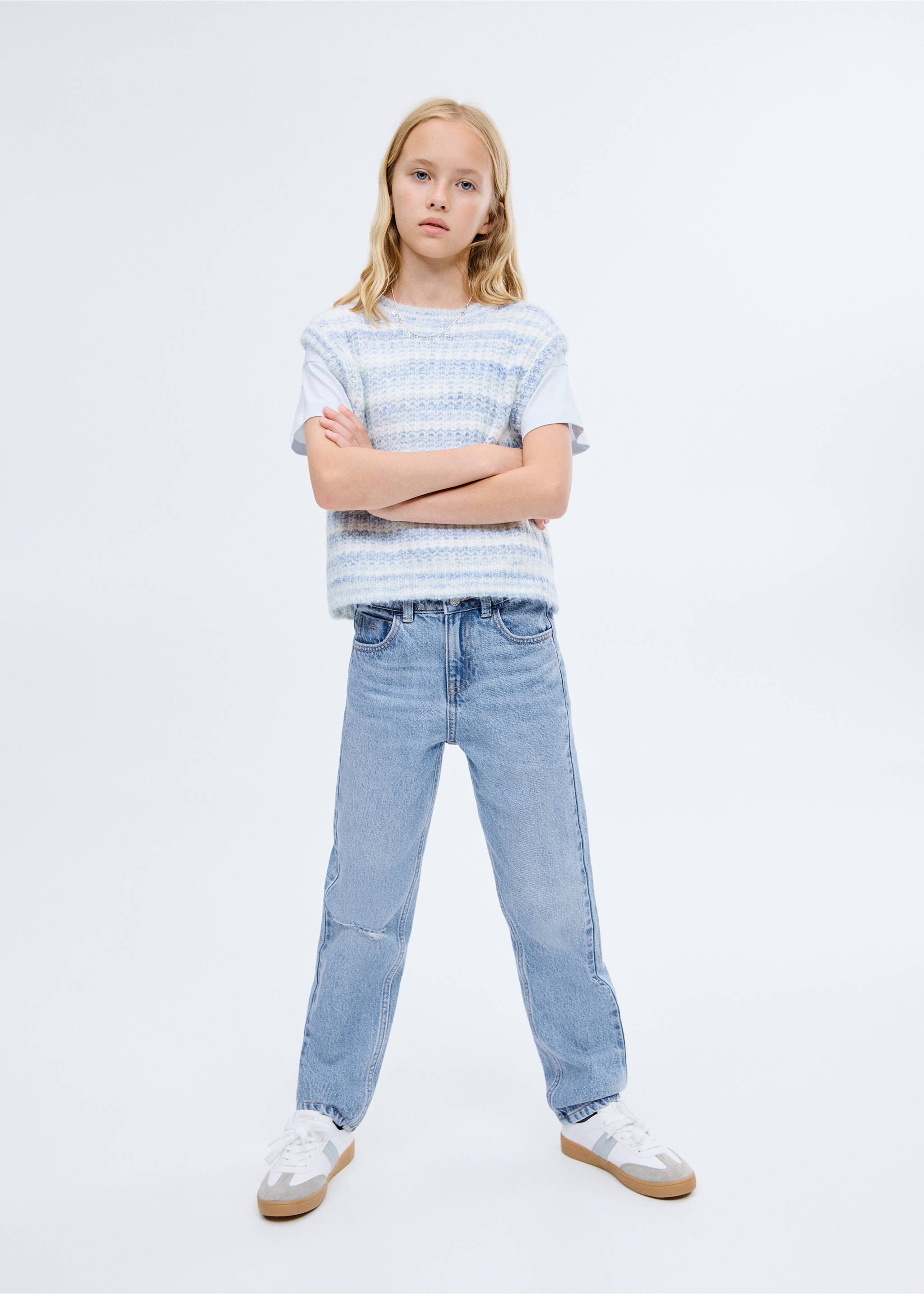 Τζιν mom fit διακοσμητικά σκισίματα - Γενικό πλάνο, Μεσαίο Μπλε. Ref: 17064775-00.