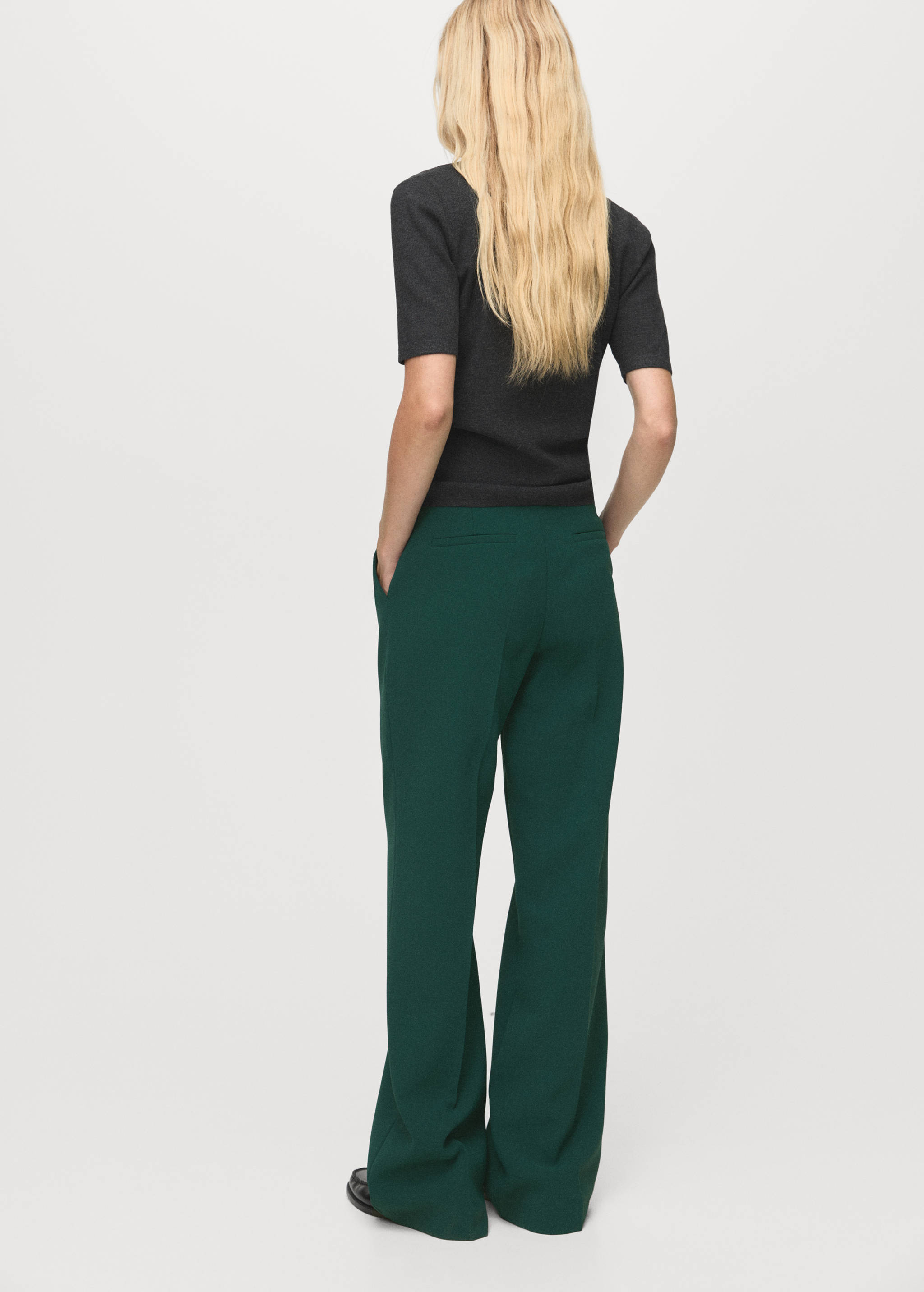 Straight mid-rise trousers - Reverse of the article