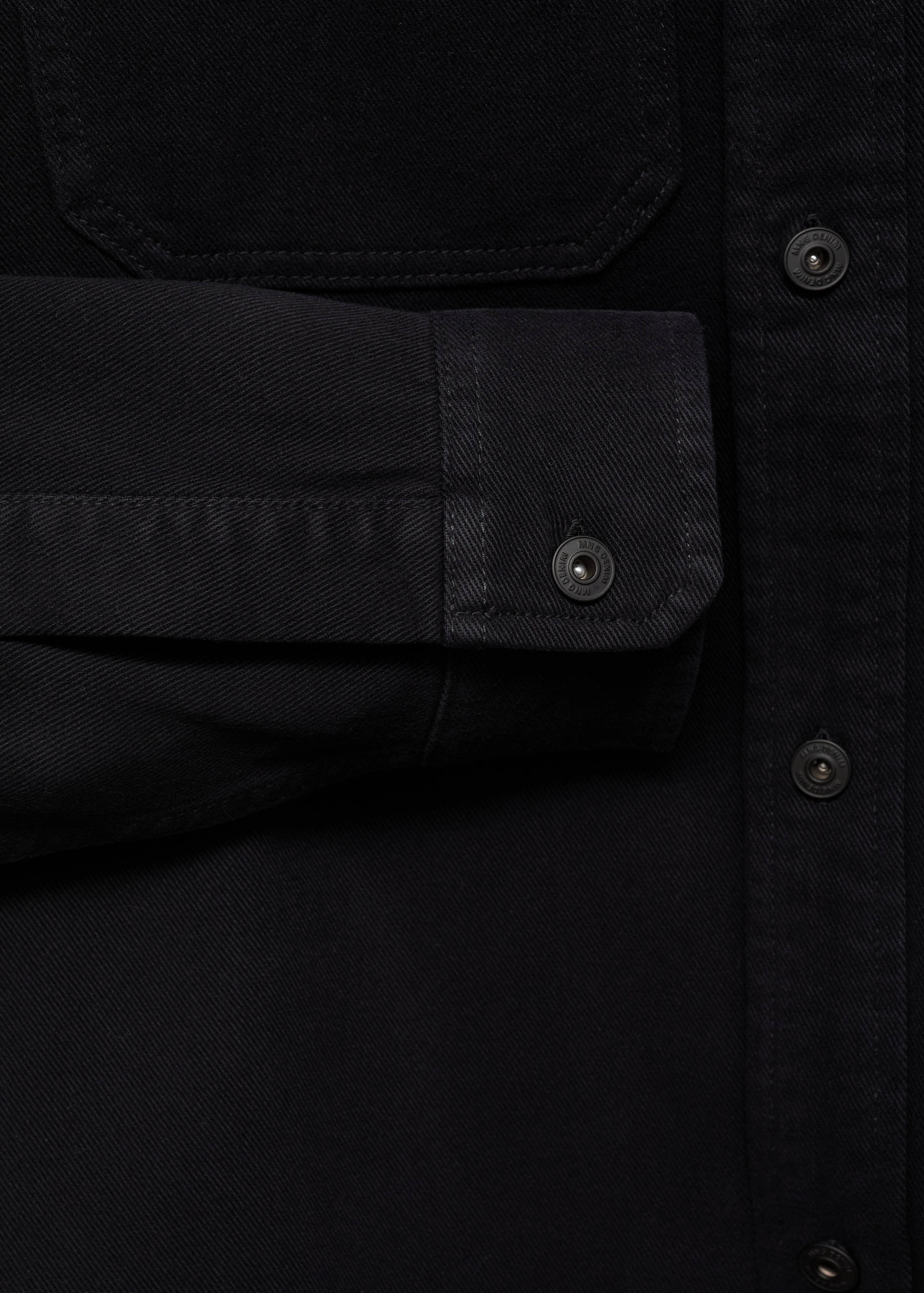 Denim overshirt pockets - Details of the article 0