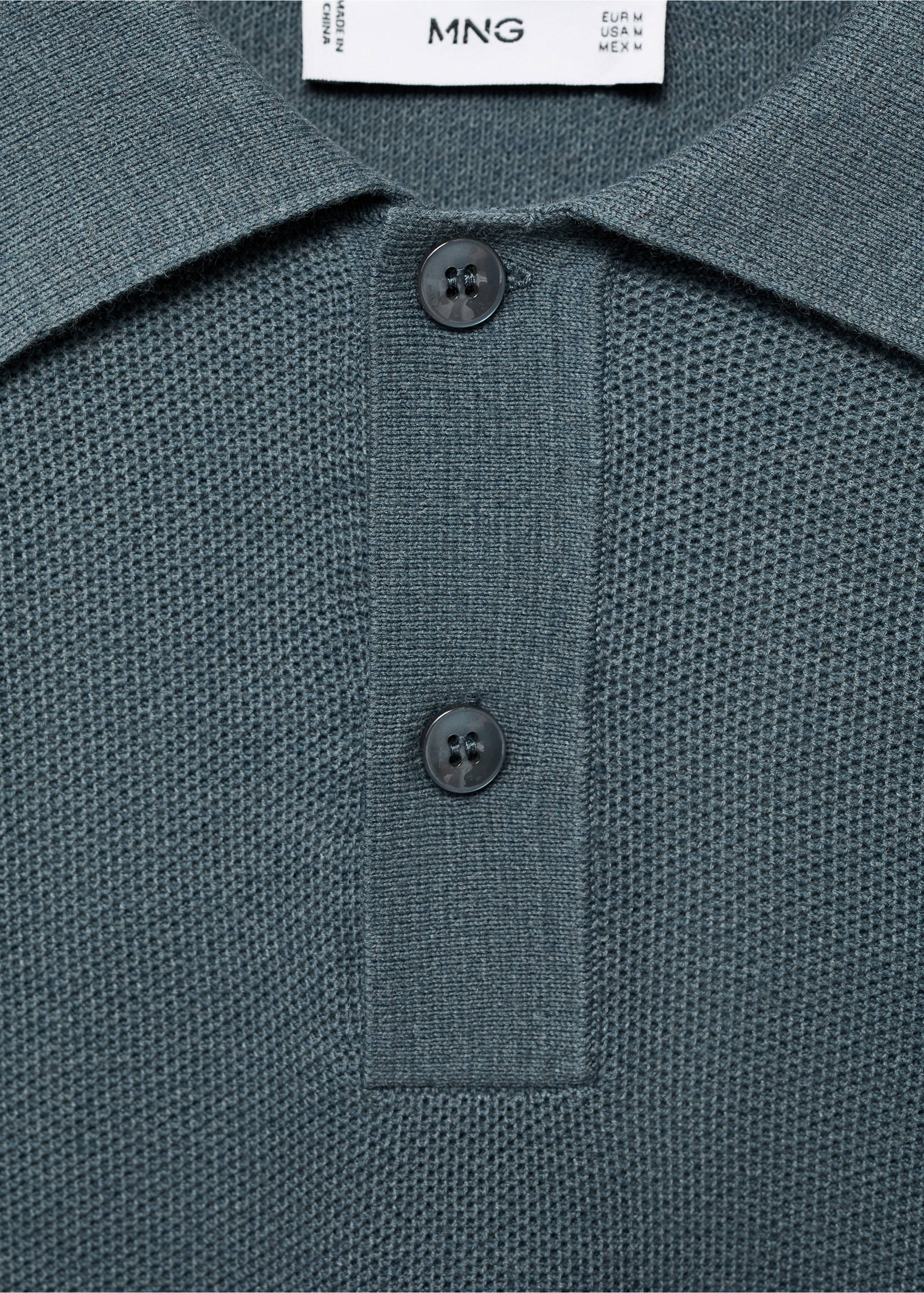 Baumwoll-Pullover mit Polokragen und Mikrostruktur - Detail des Artikels 8, Petrolblau. Ref: 17065145-00.