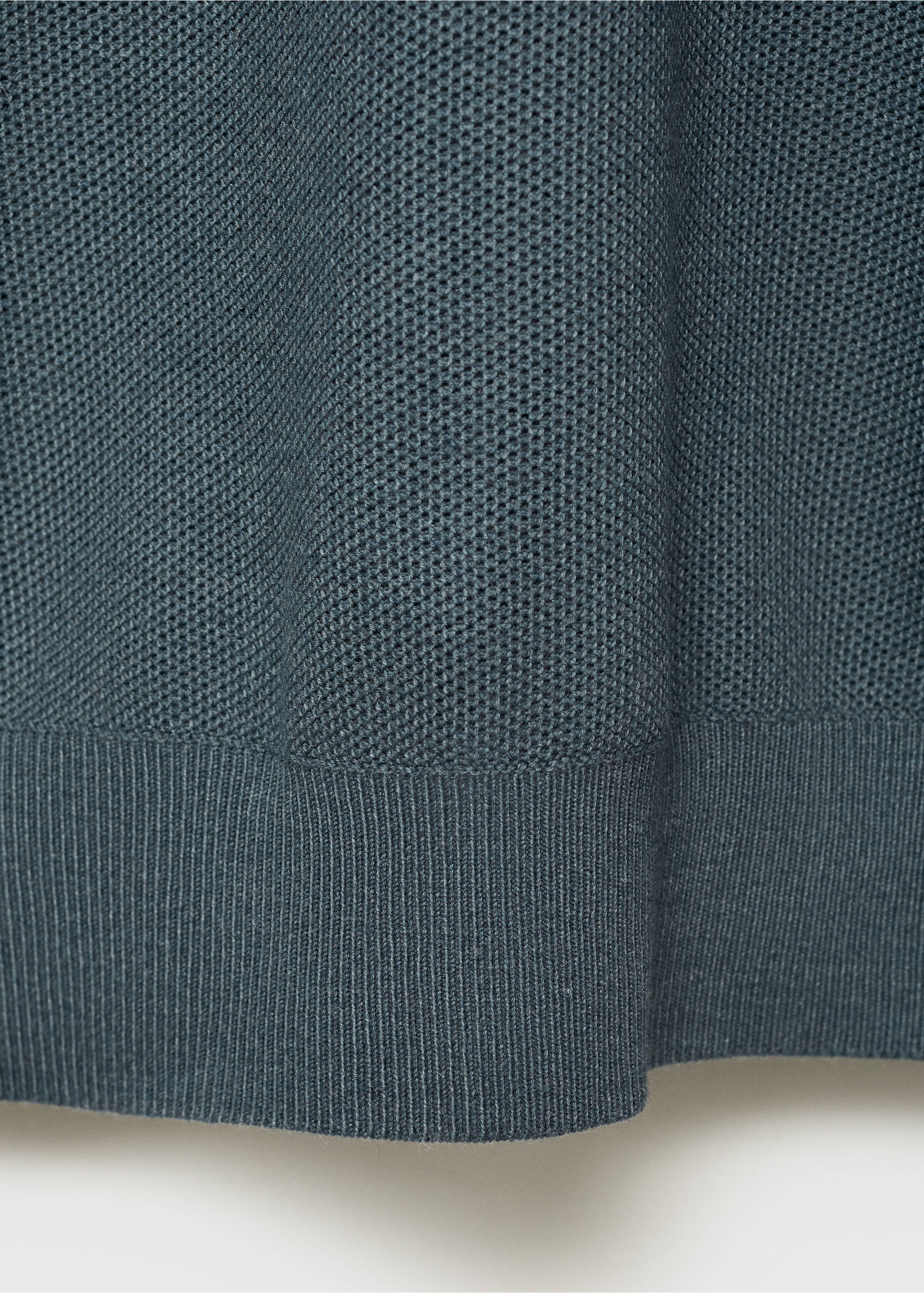 Baumwoll-Pullover mit Polokragen und Mikrostruktur - Detail des Artikels 0, Petrolblau. Ref: 17065145-00.
