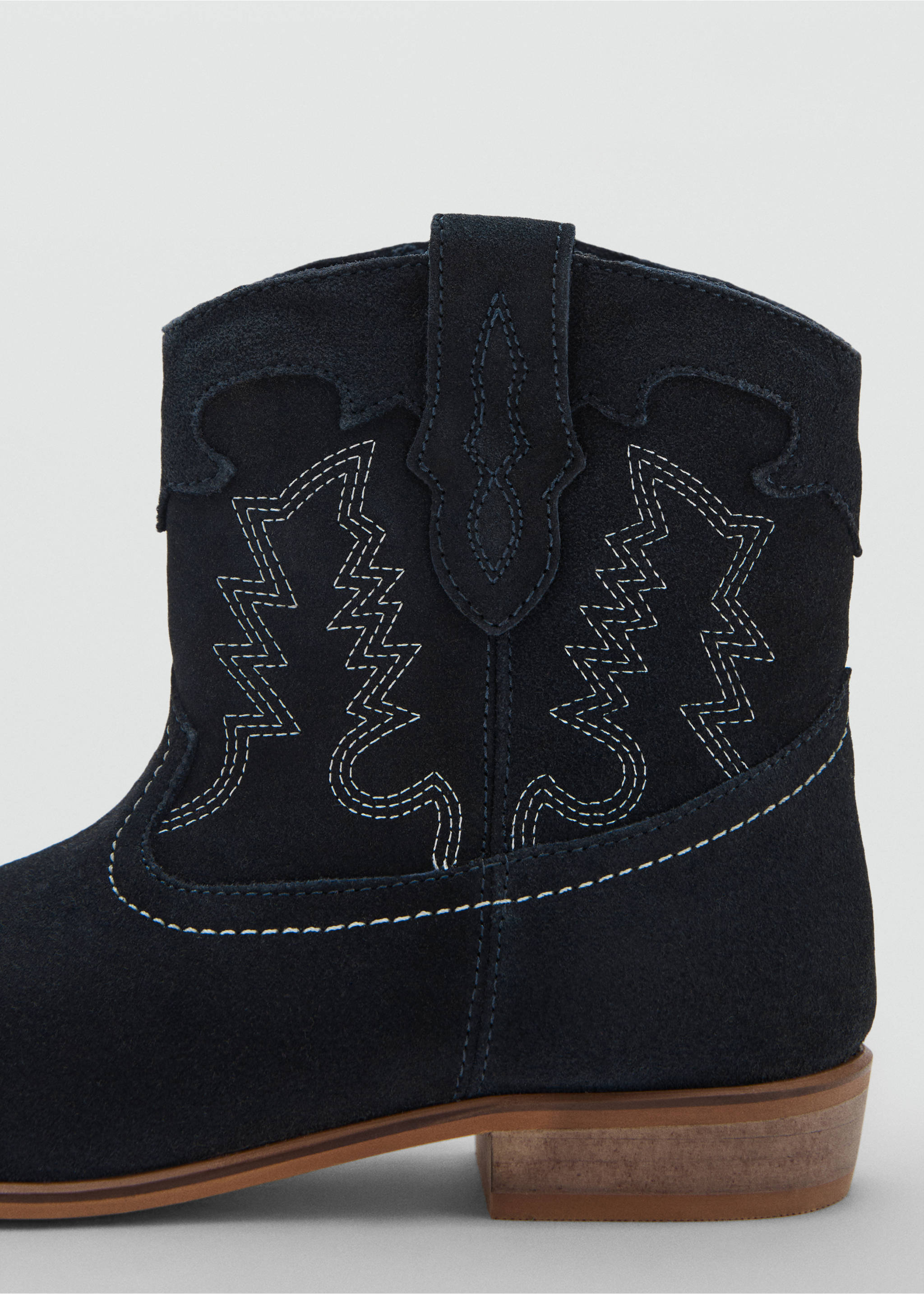 Bestickte Lederstiefelette - Detail des Artikels 1, Marineblau. Ref: 17065147-00.
