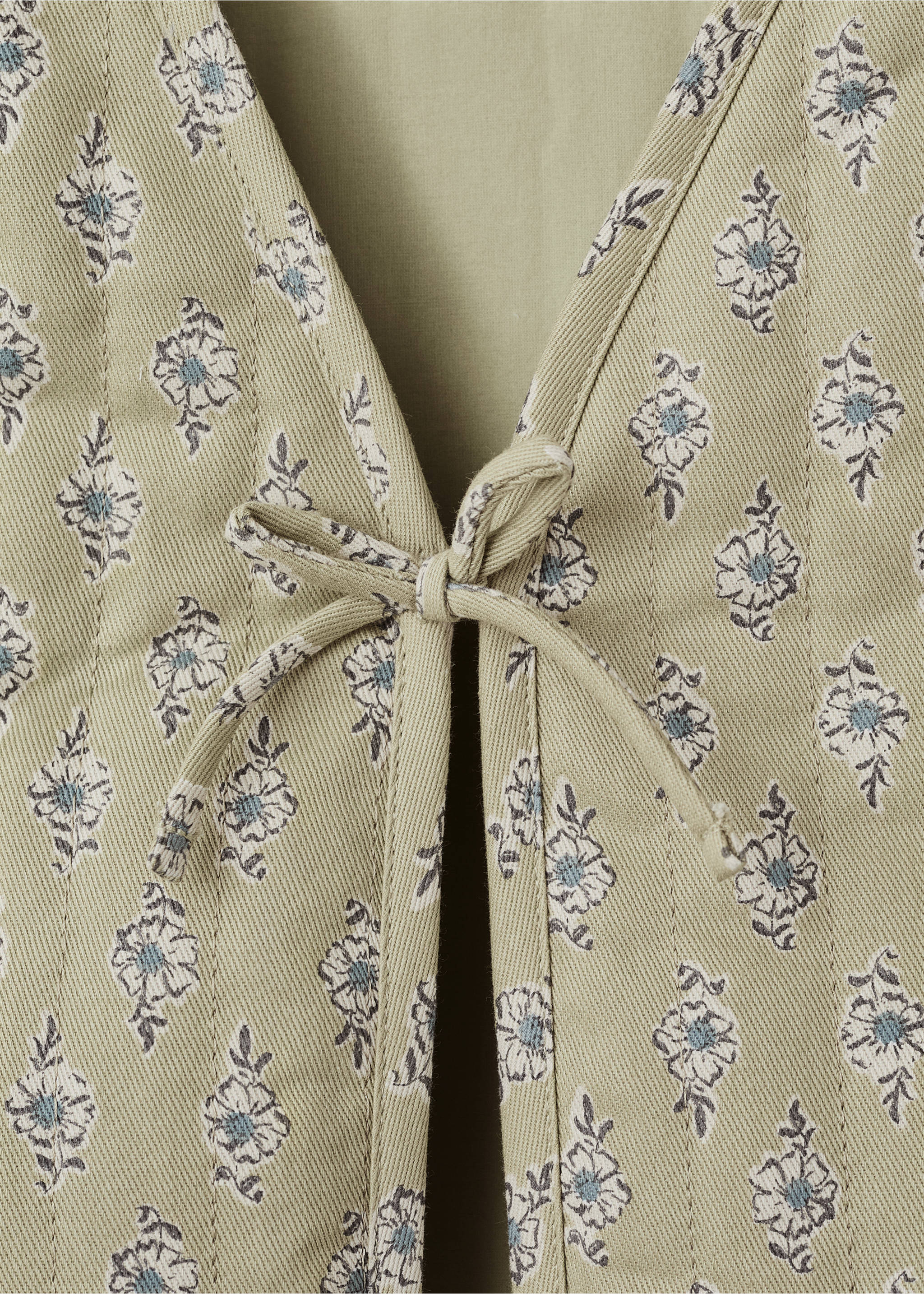 Floral-print waistcoat - Details of the article 0, Mint Green. Ref: 17065171-00.
