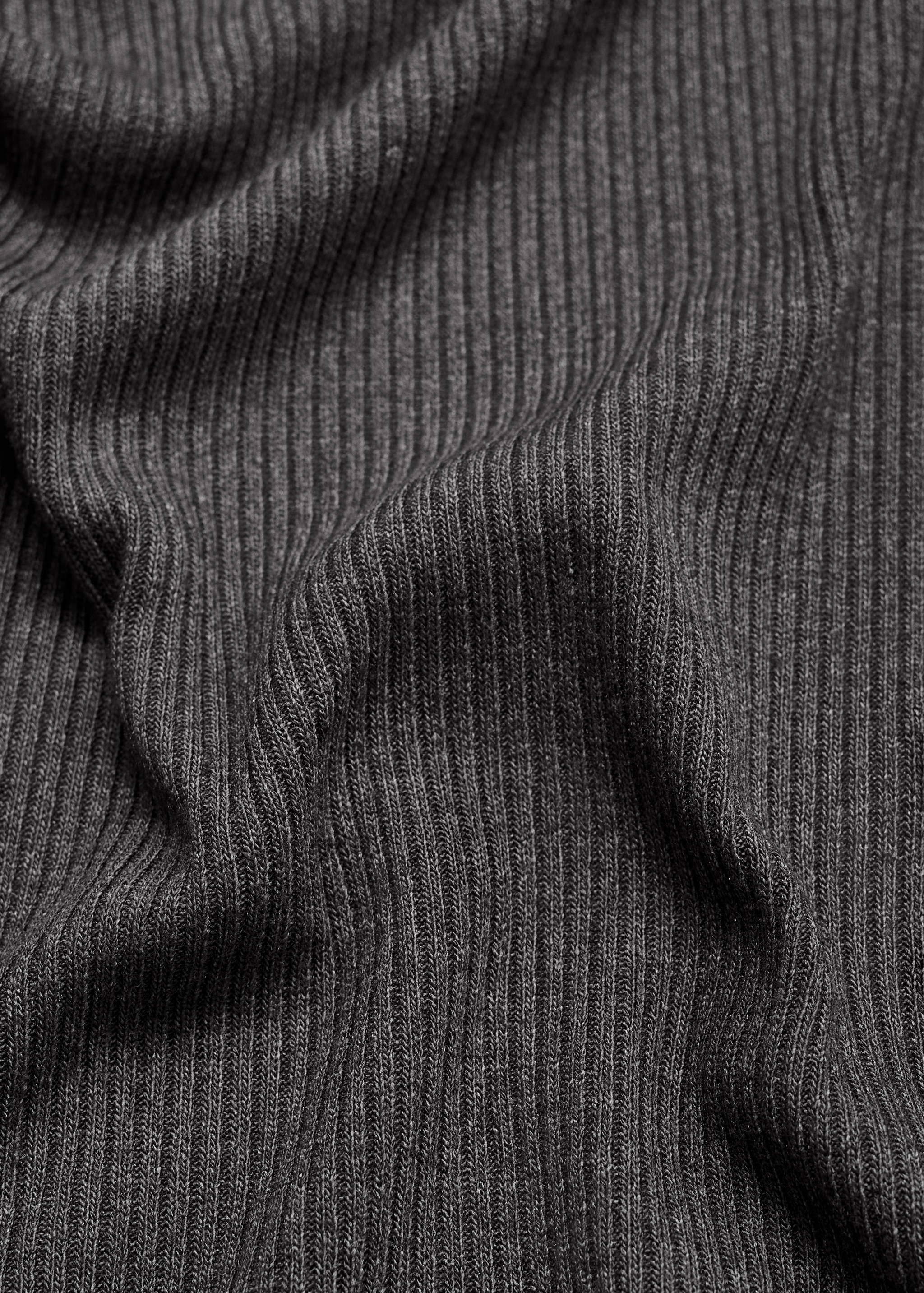 Šaty z úpletu bez rukávů - Detail zboží 0