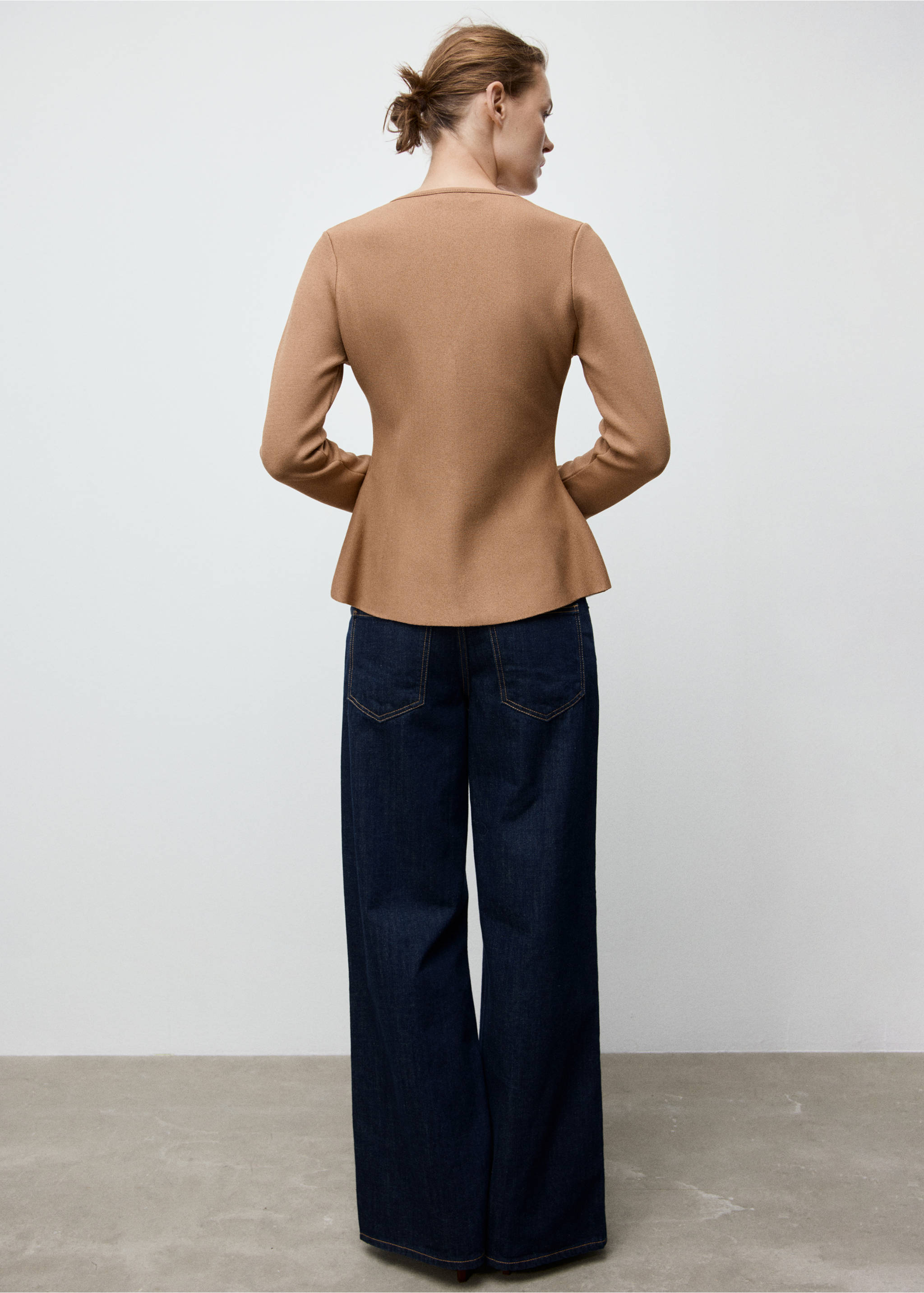 Fitted knitted jacket with buttons - Reverse of the article, Medium Brown. Ref: 17065823-00.