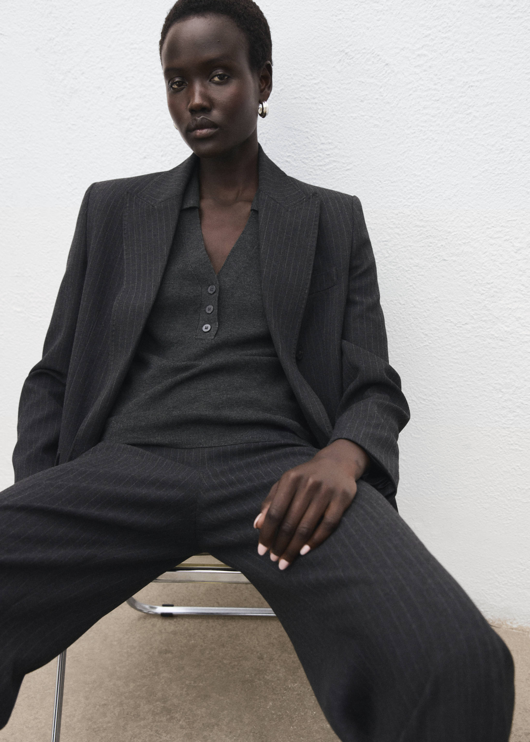 Fine-knit sweater with shirt collar - Details of the article 2