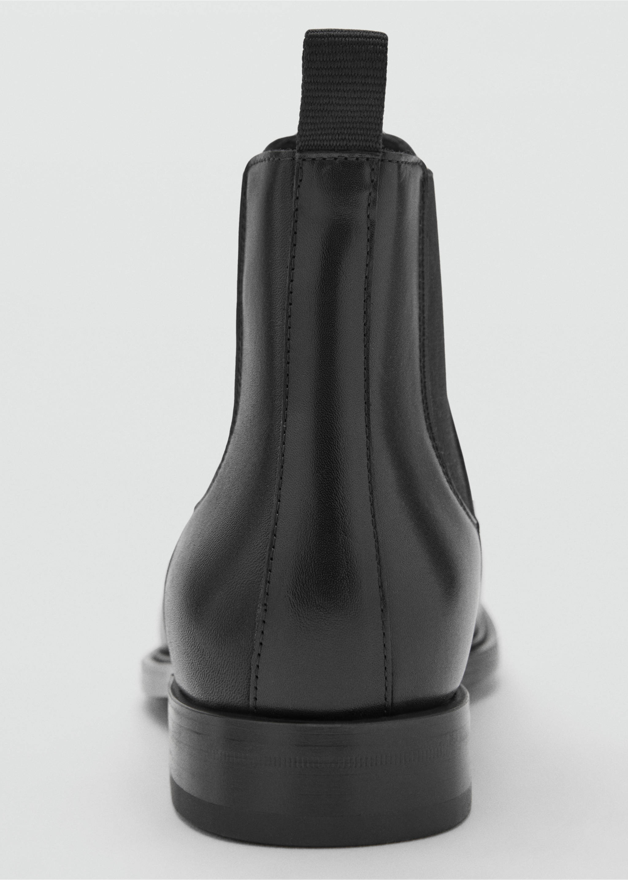 Bottines chelsea cuir effet patiné - Détail de l'article 2, Noir. Ref: 17066001-00.
