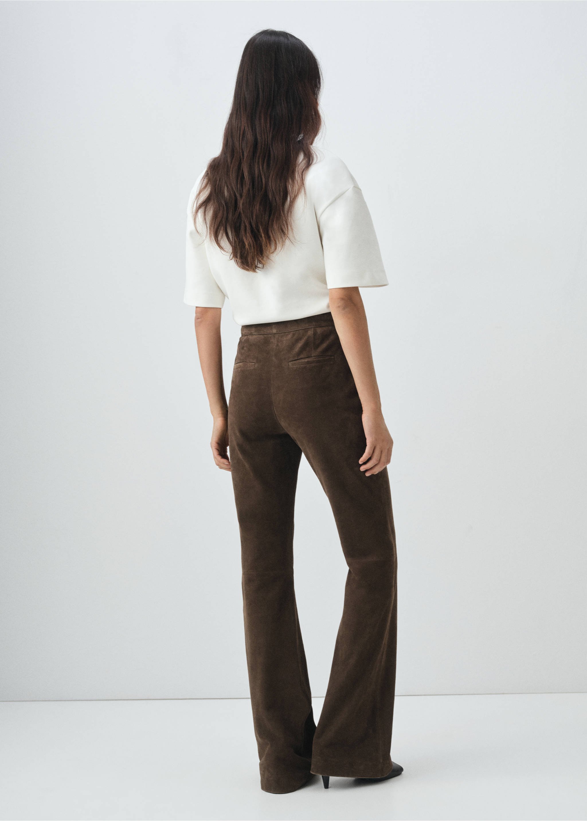 100% suede flared trousers - Reverse of the article, Khaki. Ref: 17066344-00.
