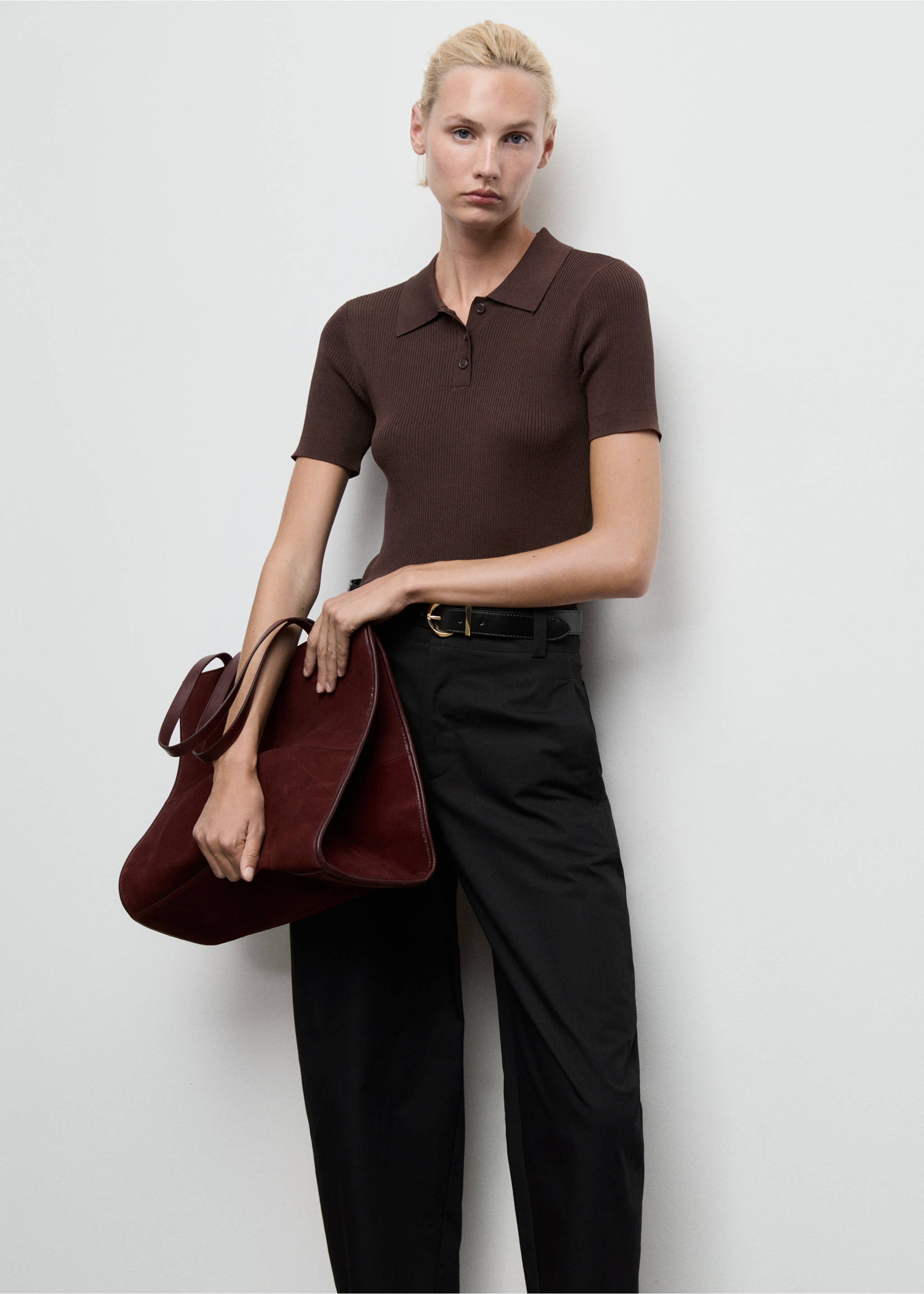 High-waisted balloon trousers - Details of the article 2, Black. Ref: 17066731-00.
