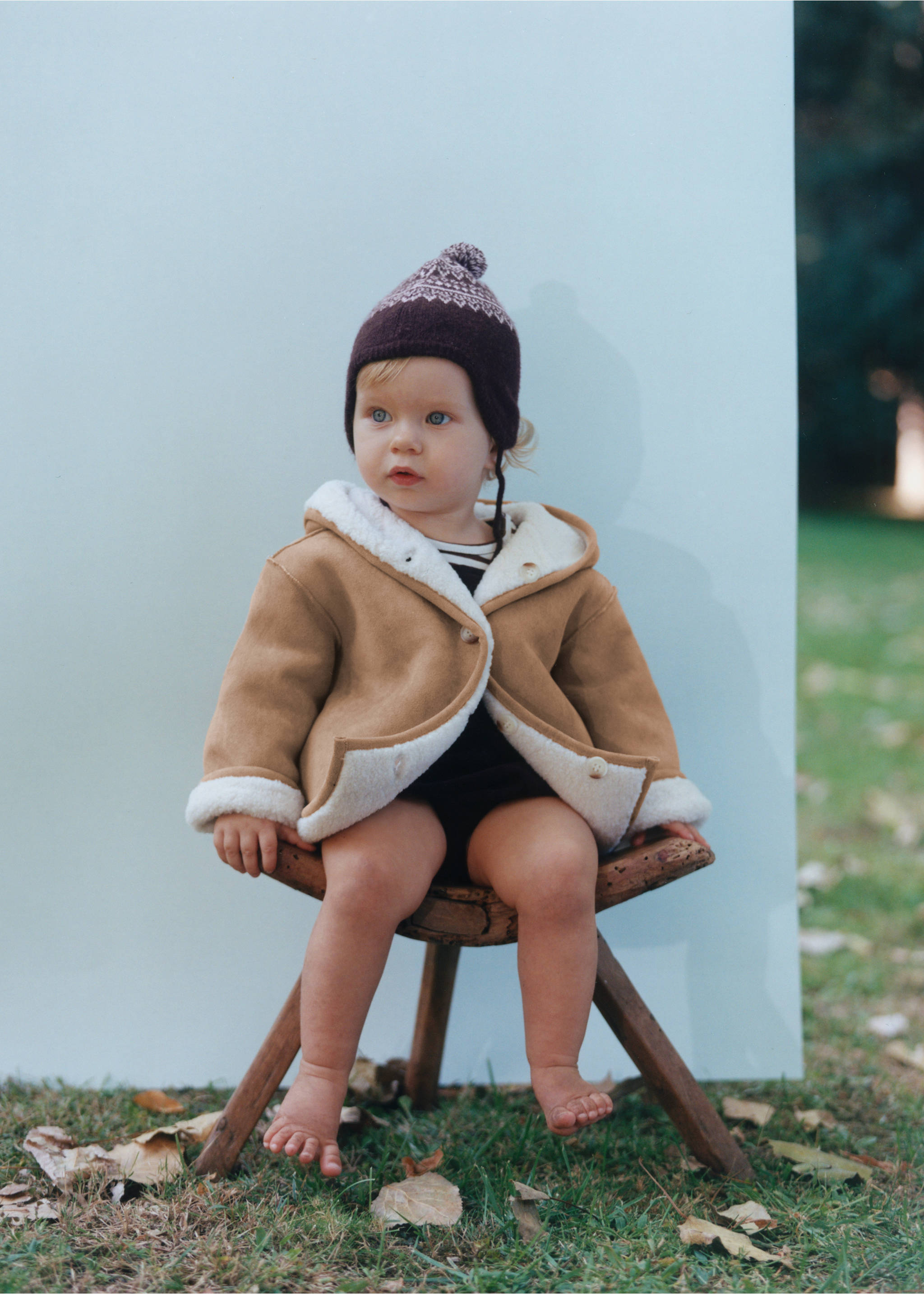 Reversible double-faced teddy coat - Details of the article 3, Medium Brown. Ref: 17066735-00.