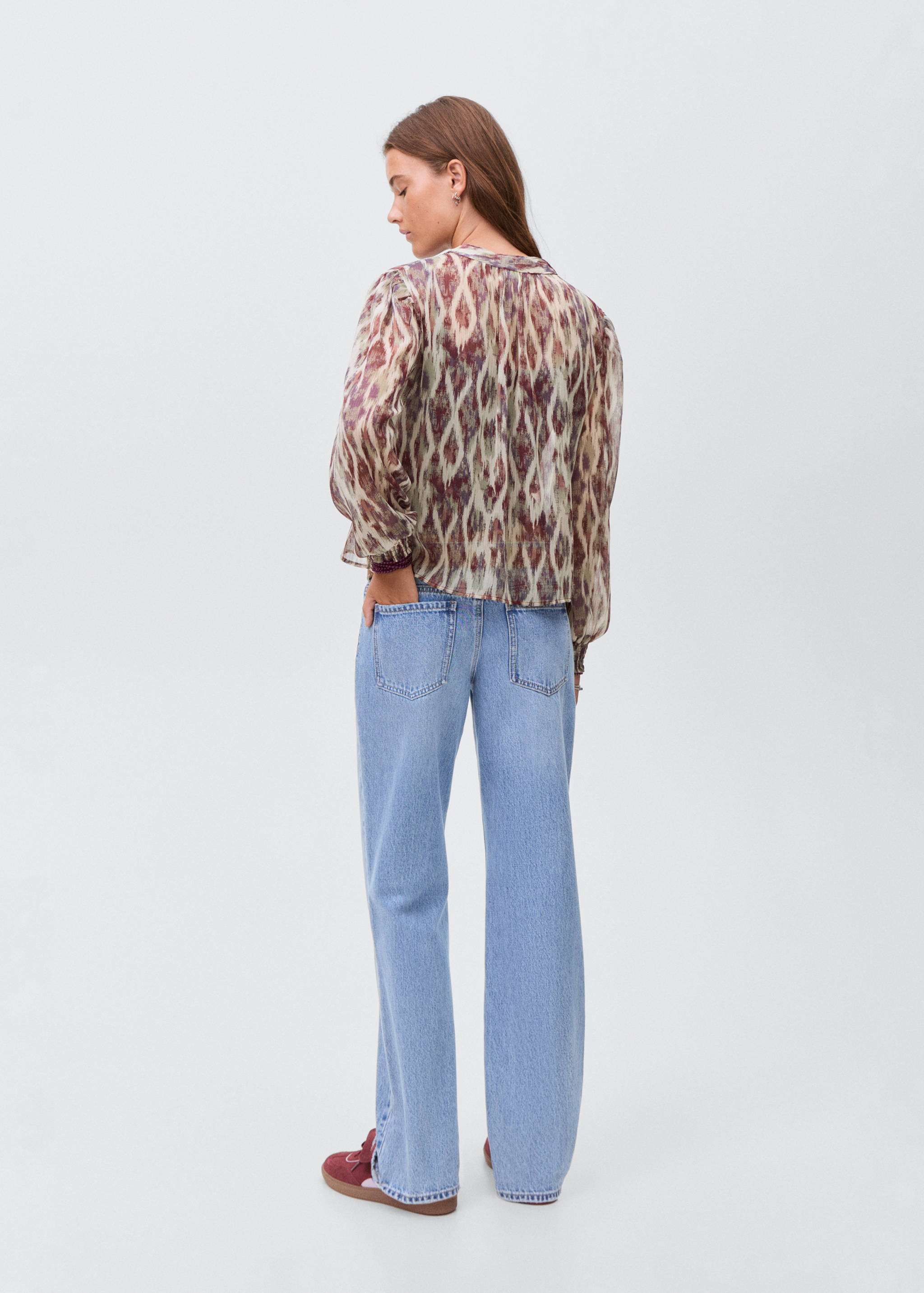 Blusa estampada semitransparente - Reverso del artículo