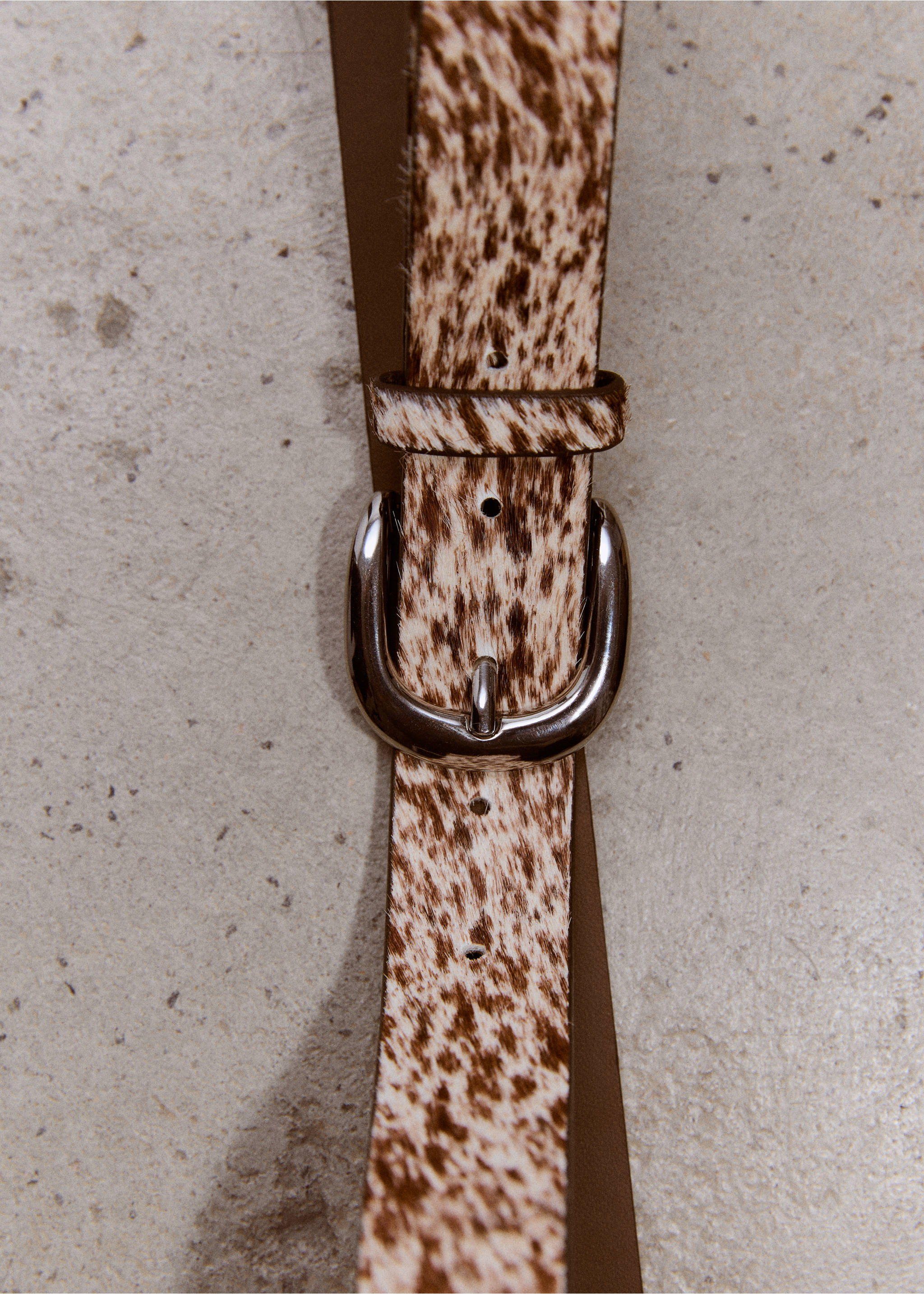 Leather fur belt - Details of the article 9, Brown. Ref: 17067125-00.