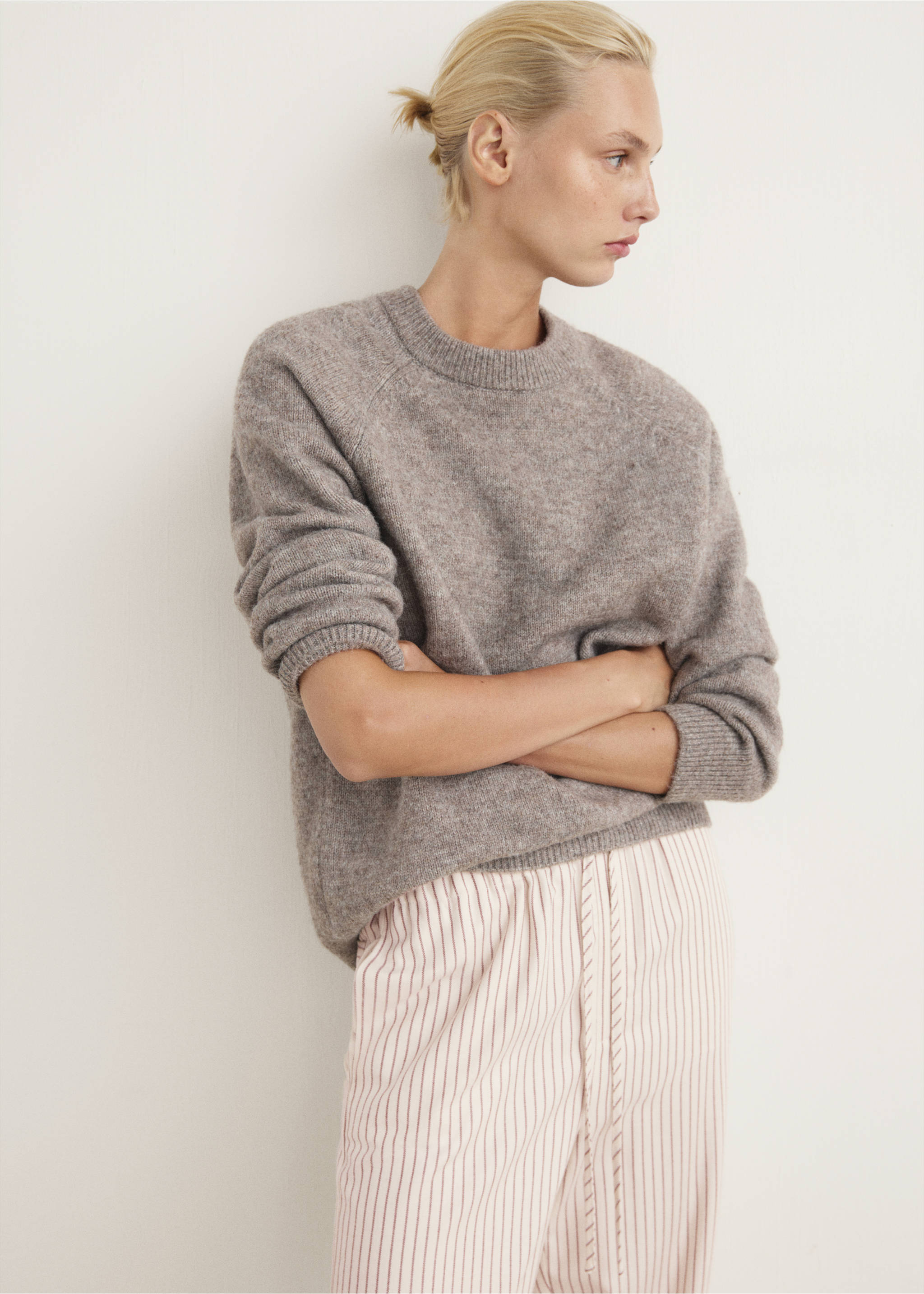 Woven striped flannel trousers - Details of the article 1, Ivory White. Ref: 17067129-00.