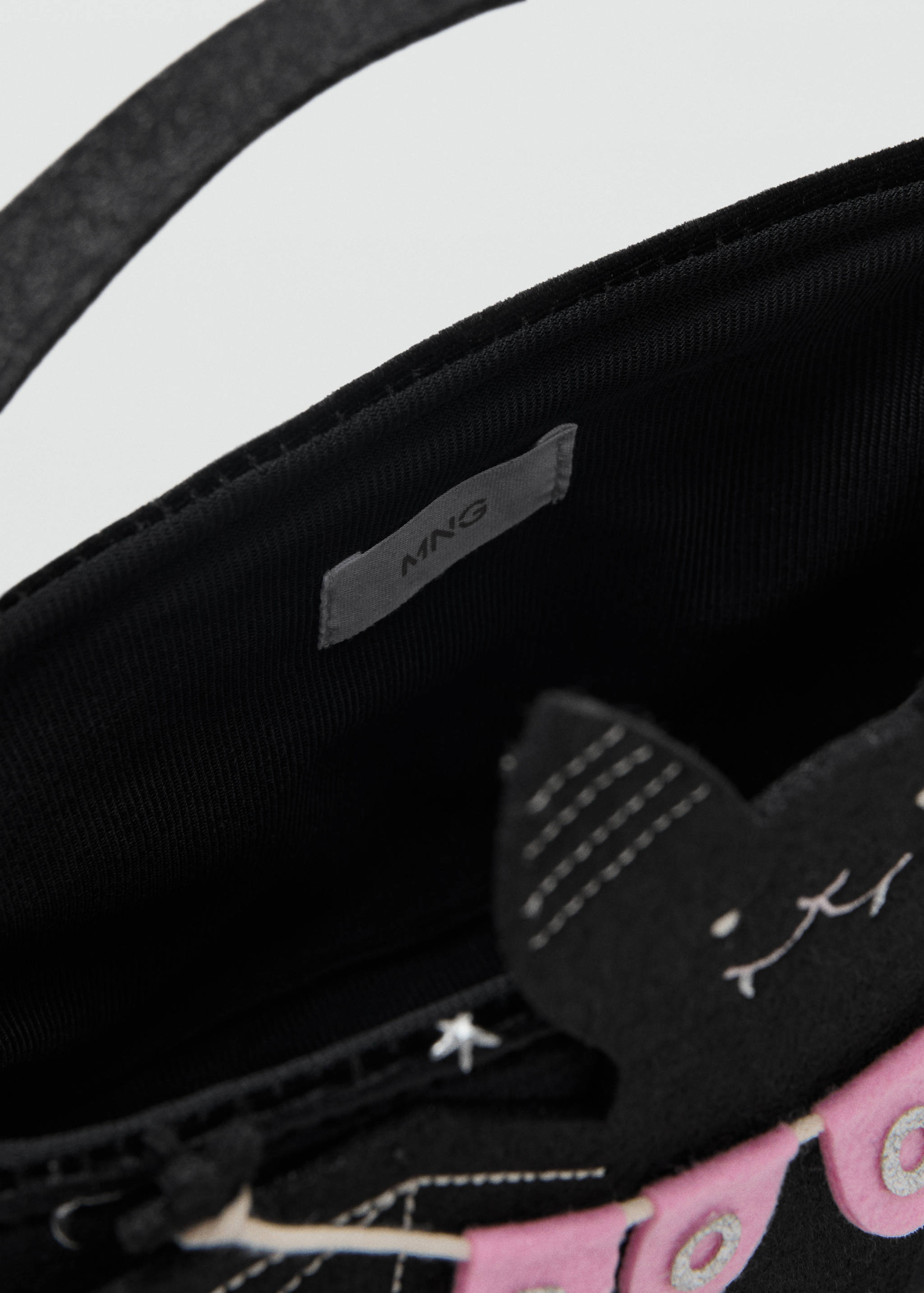 Candy bat bag - Details of the article 2