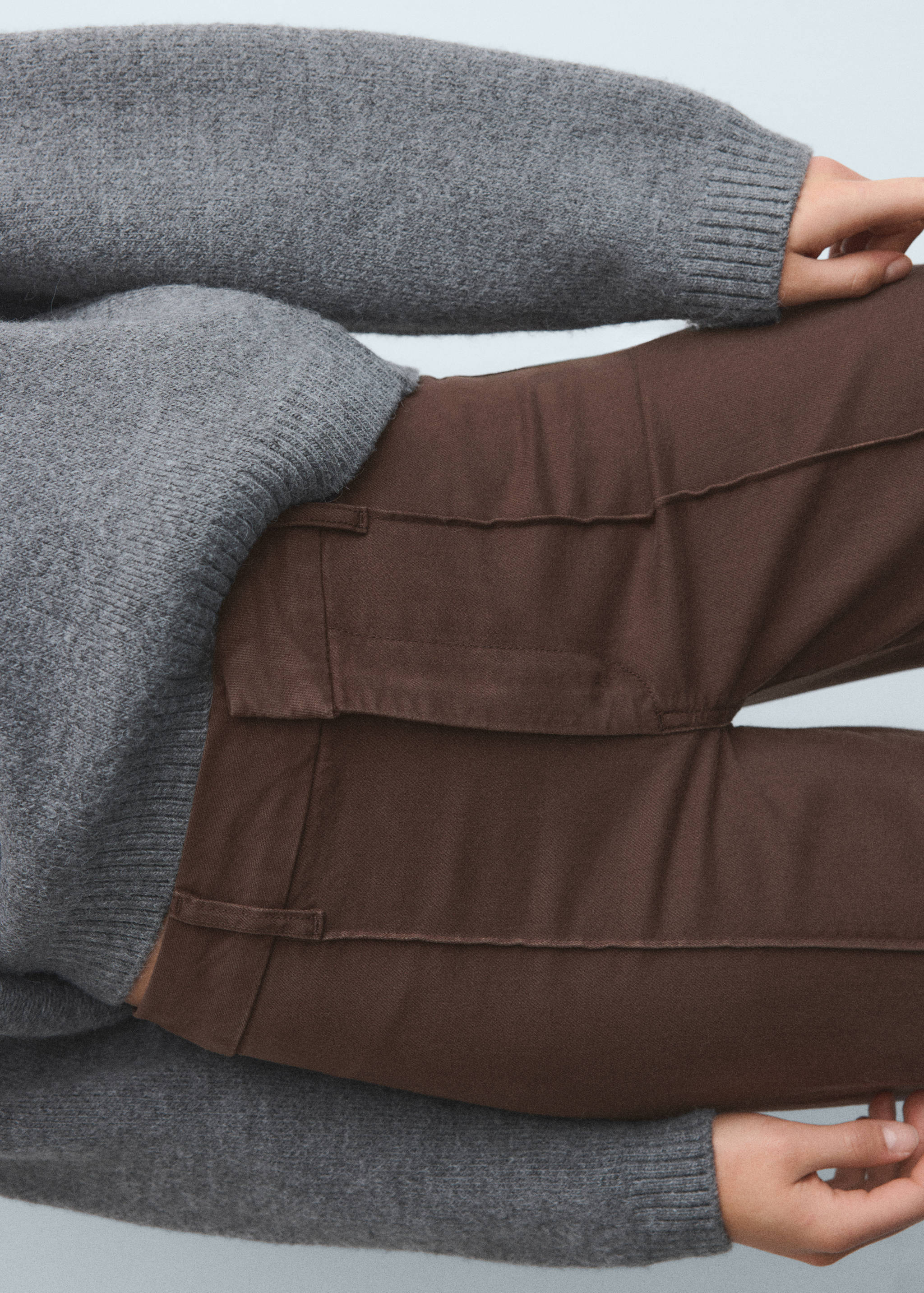 High-waisted wide leg jeans with stitching - Details of the article 3