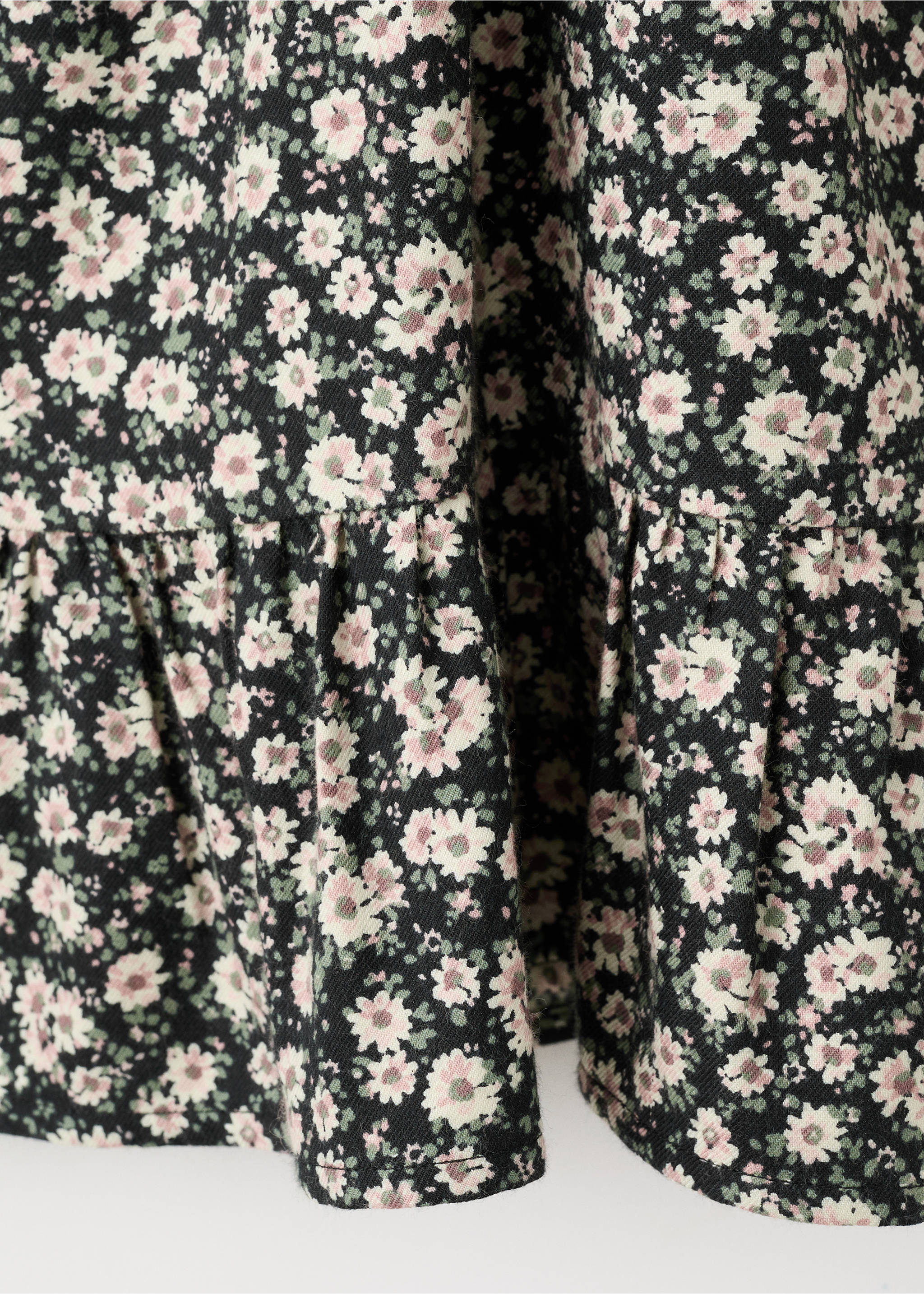Floral print dress - Details of the article 0, Black. Ref: 17067774-00.