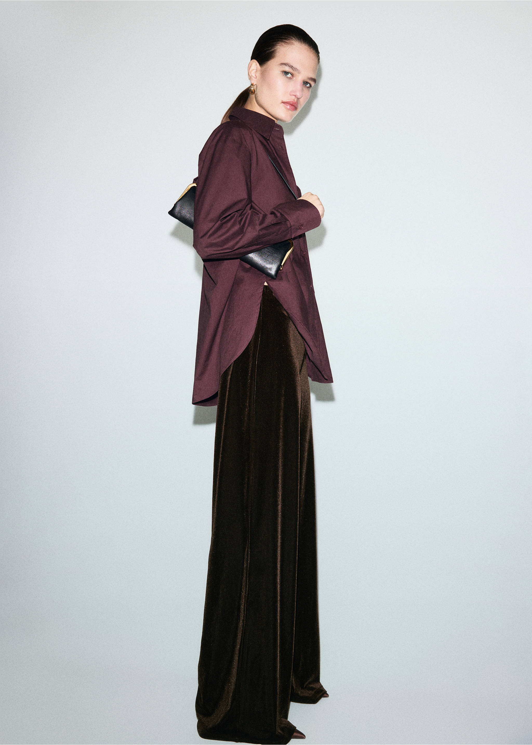 Dark brown velvet trousers worn with an oversized plum button-up shirt, Brown. Ref: 17067806-00.