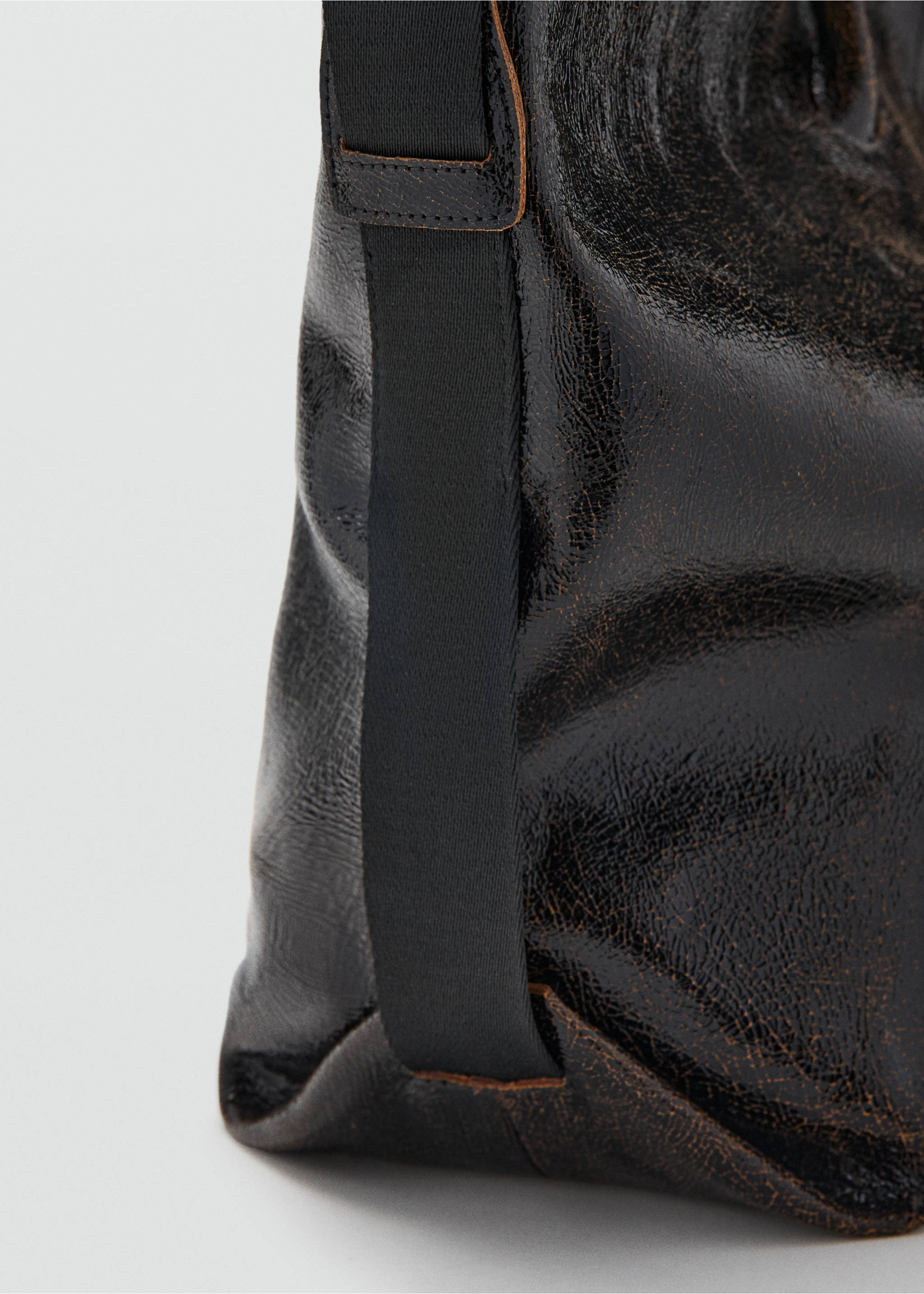 Maxi sac cabas en cuir - Détail de l'article 2, Noir. Ref: 17067812-00.
