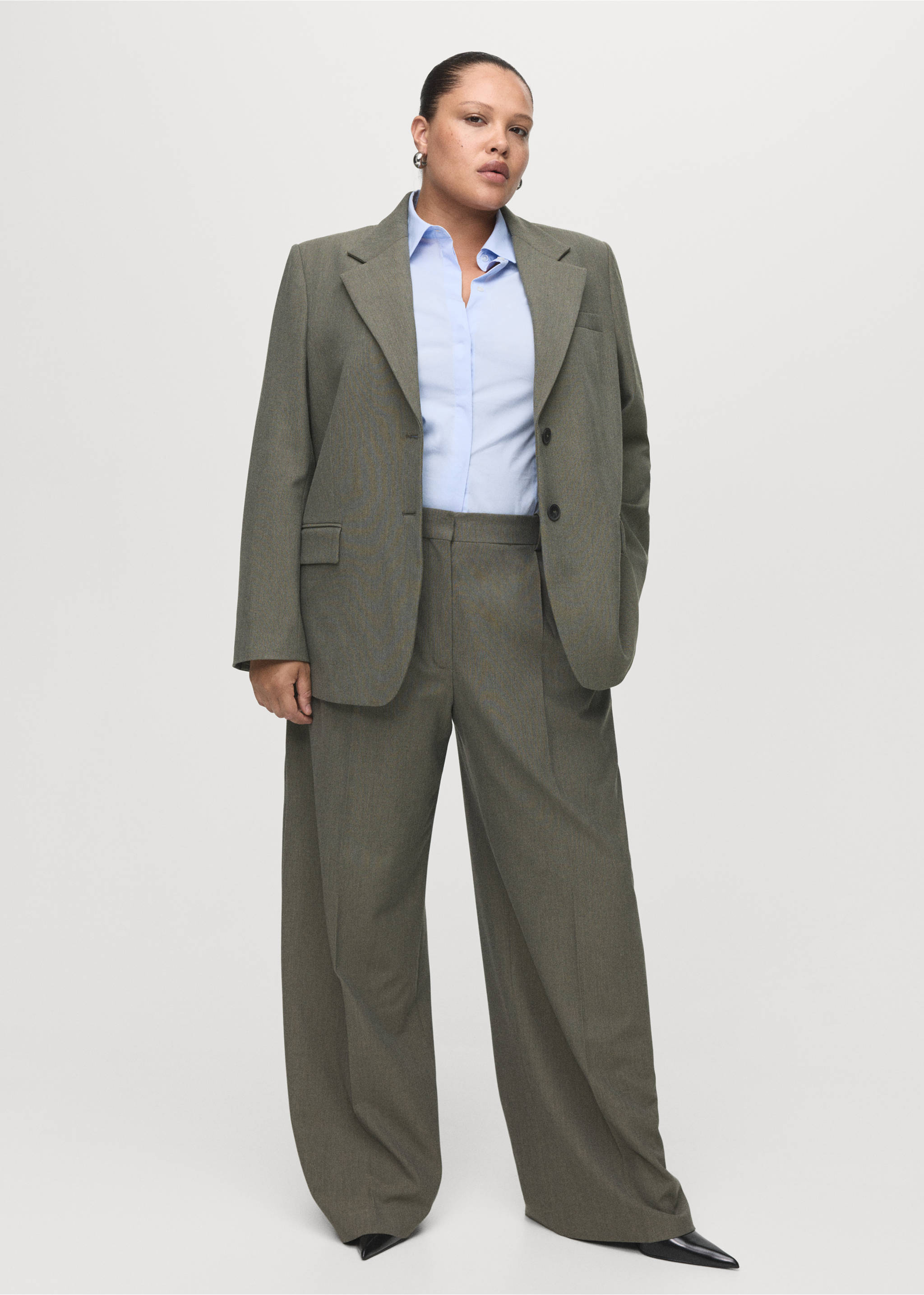 Suit blazer with flap pockets - Details of the article 3, Pastel Green. Ref: 17067818-00.