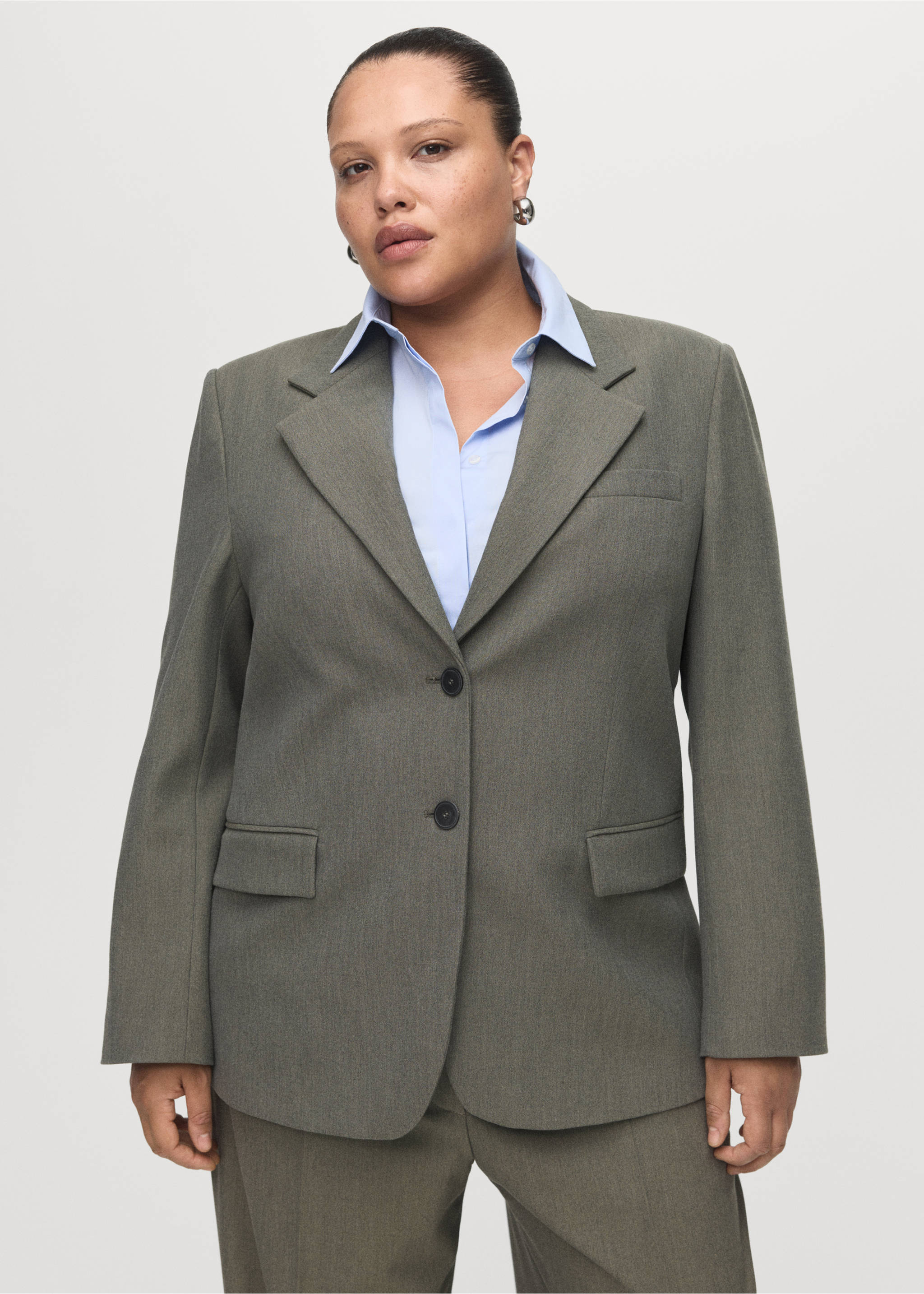 Suit blazer with flap pockets - Details of the article 5, Pastel Green. Ref: 17067818-00.