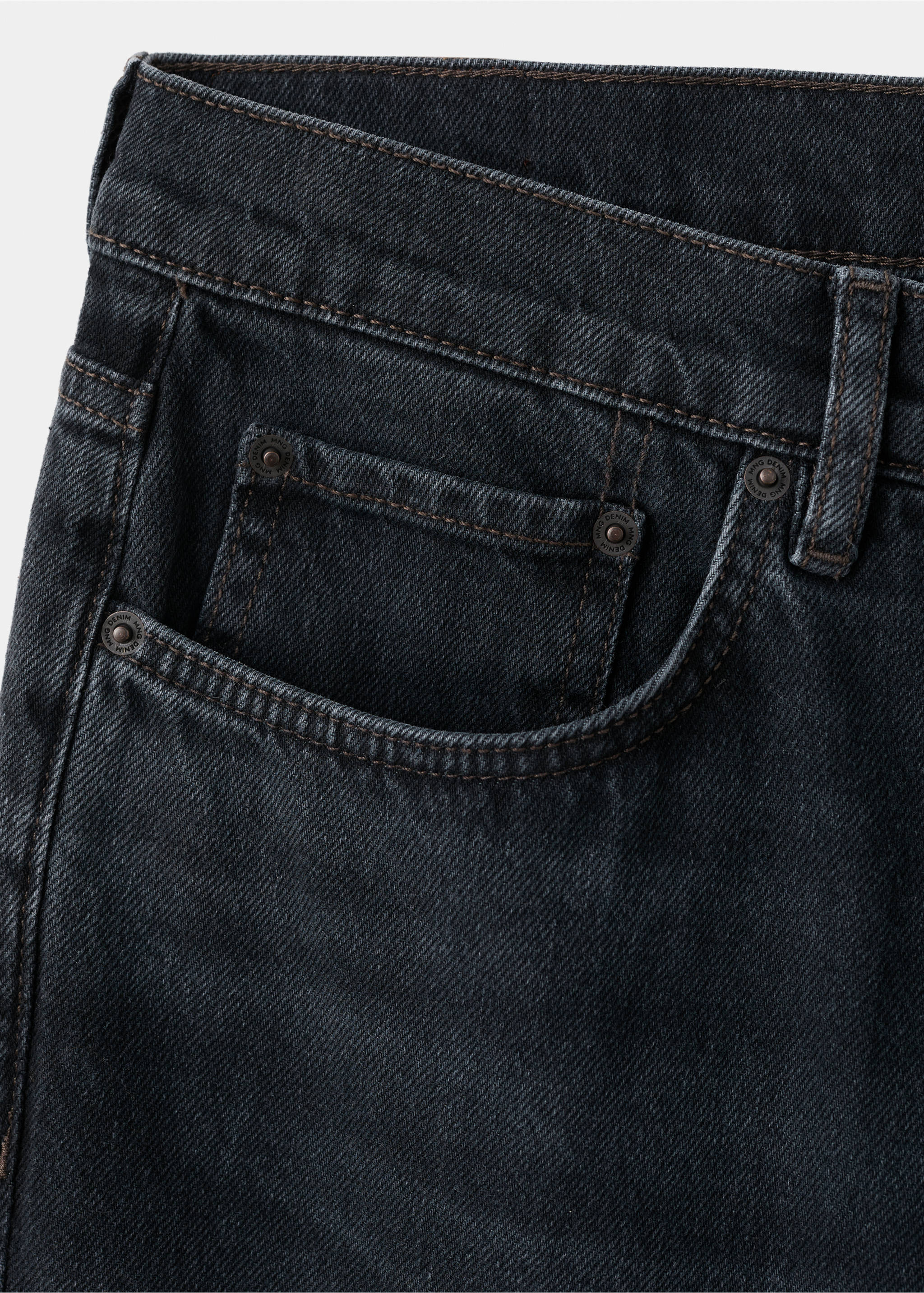 Texans Lori tapered fit - Detall de l'article 8, Black denim. Ref: 17067883-00.